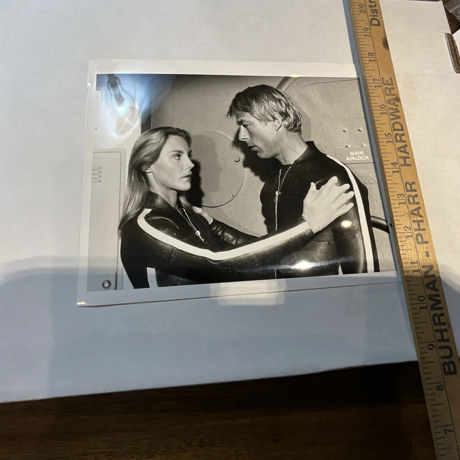 Tiffany Bolling — 1977 Tiffany Bolling Signed Original 8x10 Photograph - Man From Atlantis (B&W), image 2
