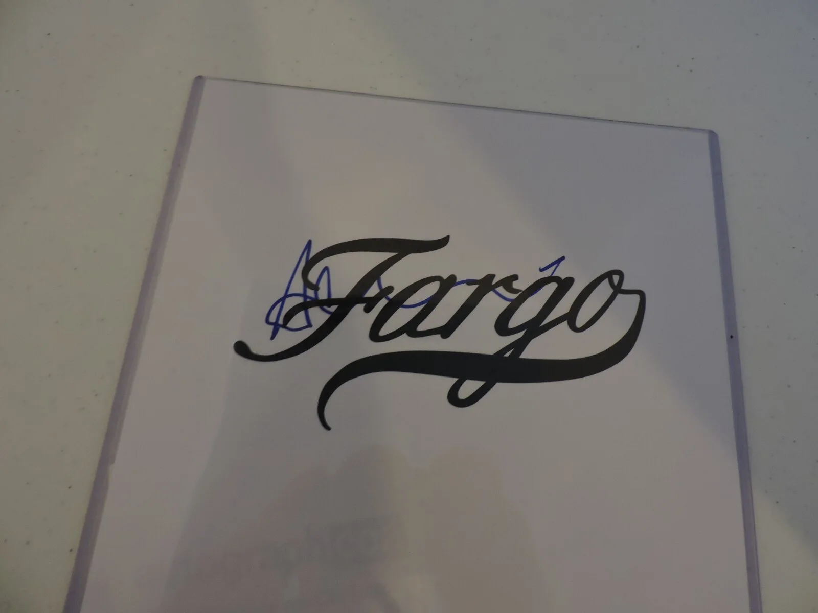 Allison Tolman — Allison Tolman Signed 8.5X11 Script Cover - Fargo (ACOA COA), image 2