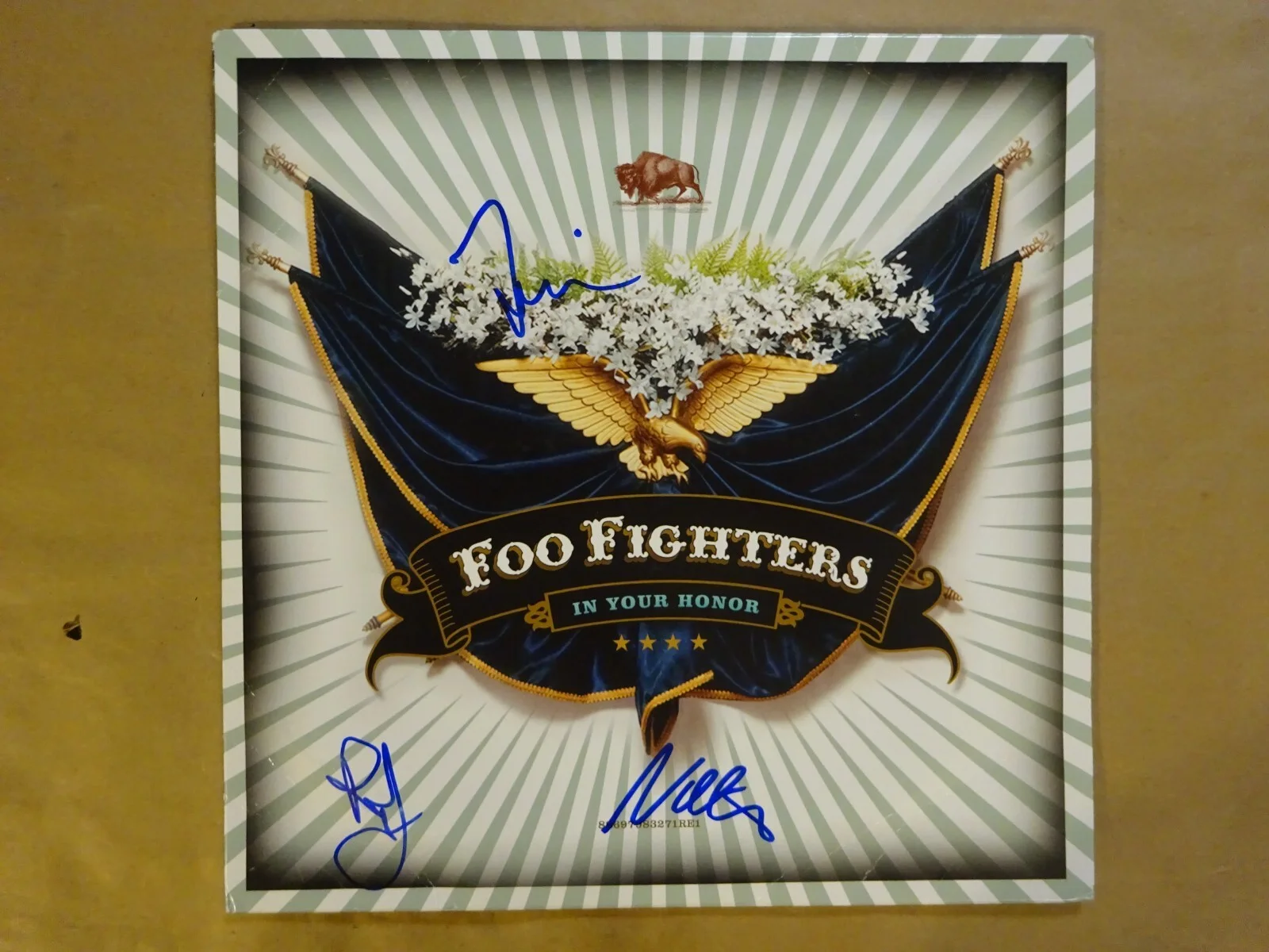 Autographed Foo Fighters In Your Honor Album Signed By 3 BECKETT COA LOA Hawkins, image 2