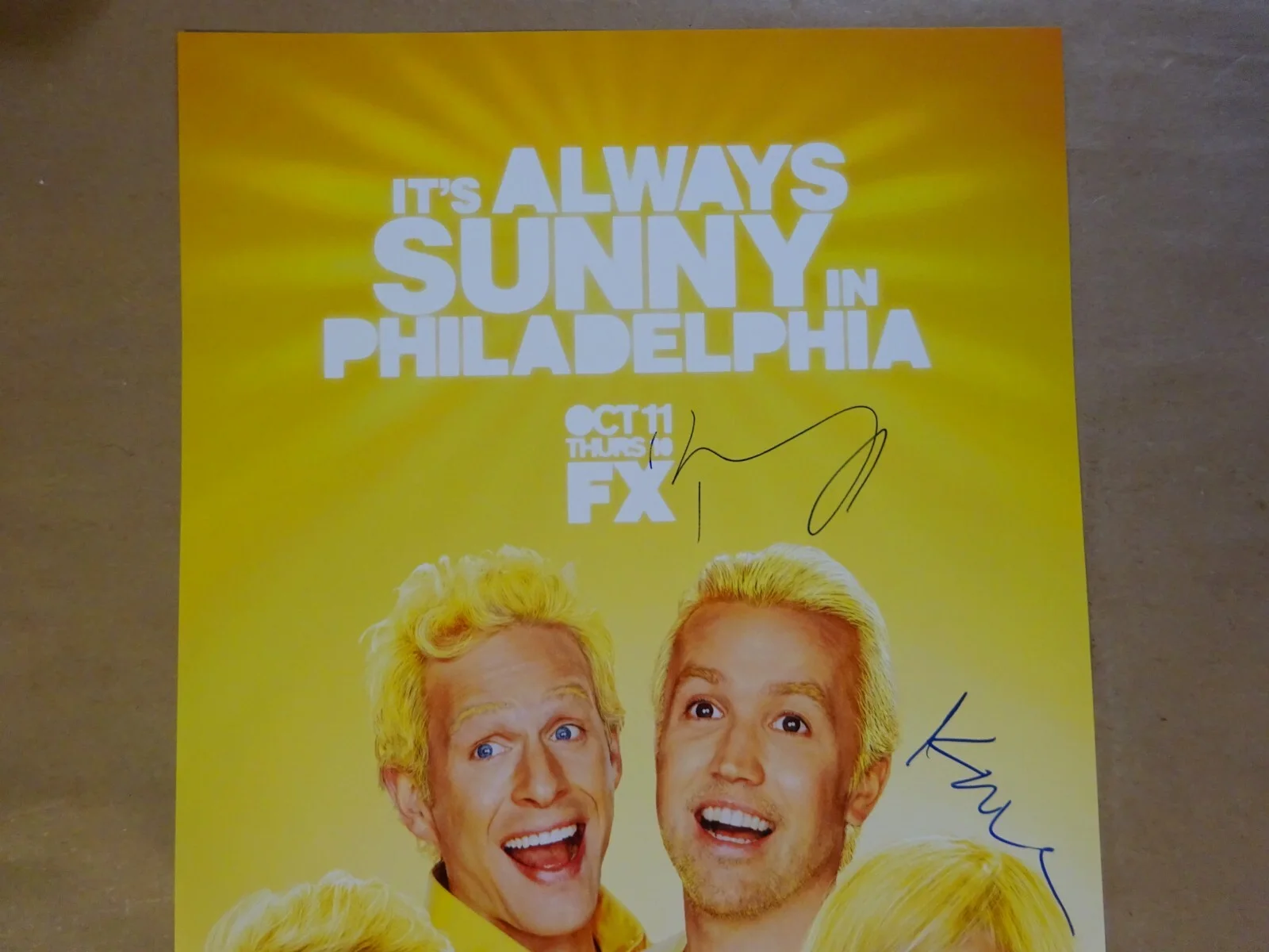 Rob McElhenney, Kaitlin Olson — It's Always Sunny in Philadelphia 11x17 Photo Signed by McElhenney Olson BAS COA, image 3
