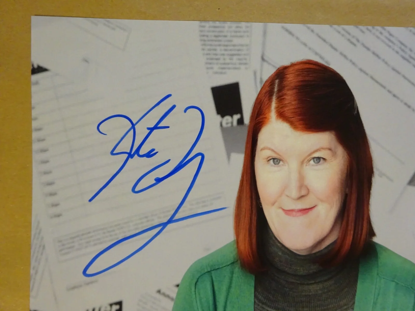 Kate Flannery — Signed Kate Flannery Autographed The Office Meredith 11x17 Photo Beckett BAS COA, image 3