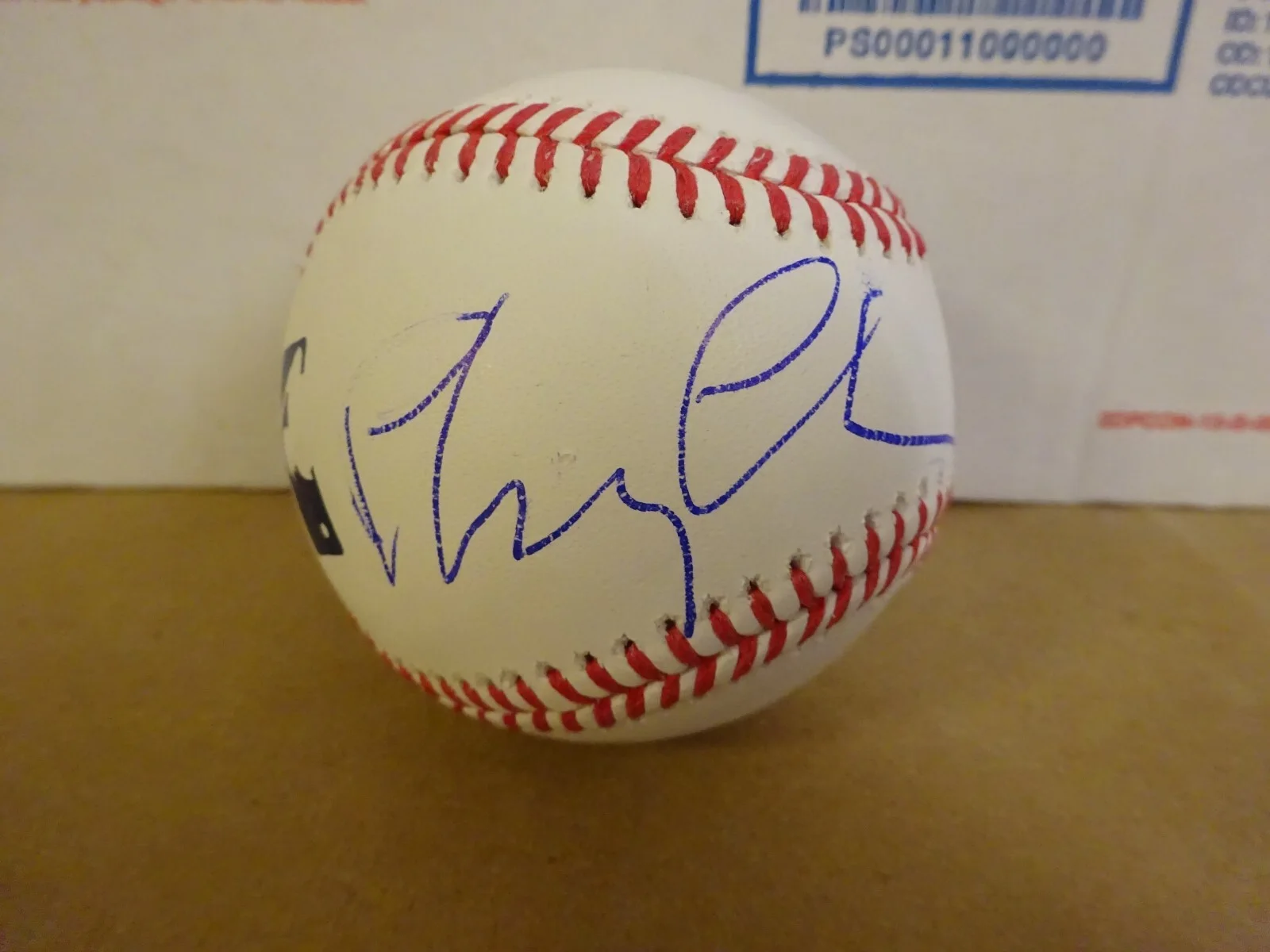 Chevy Chase, Beverly D'Angelo — Signed Chevy Chase & Beverly D'Angelo Autographed Baseball Vacation JSA COA, изображение 2