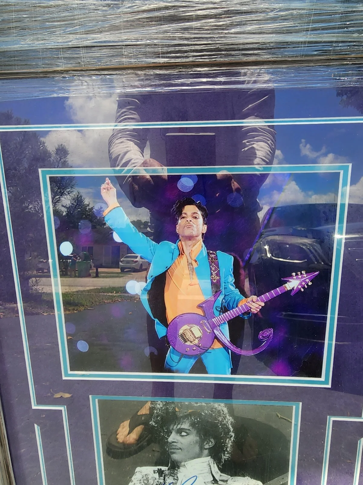 Prince signed eight by ten color photo, image 3