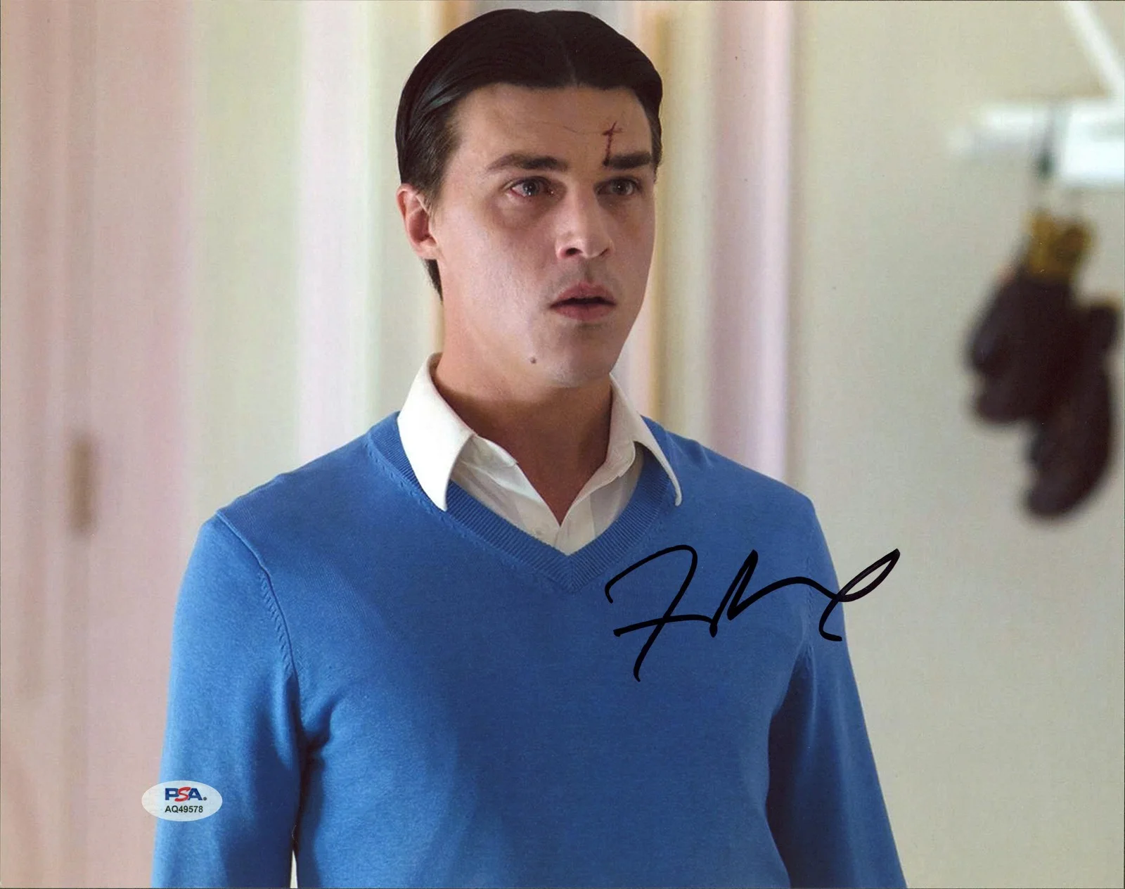 Finn Wittrock — Finn Wittrock American Horror Story Signed 11x14 Photo PSA/DNA #AQ49578
