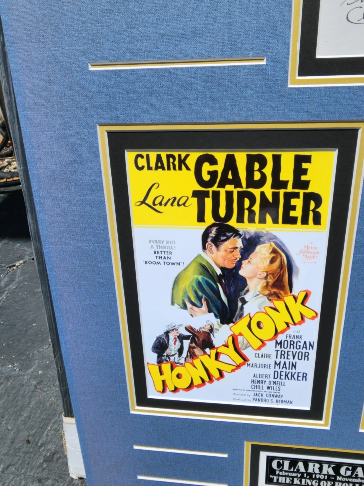 Clark Gable signed index card comes in a beautiful mat with movie prints, image 4