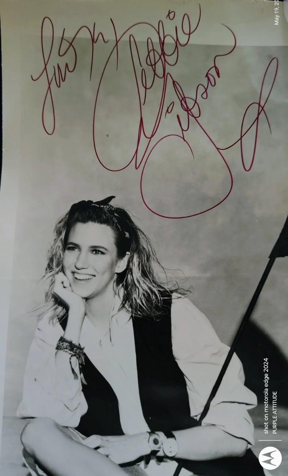 Vintage Debbie Gibson Authentic Hand-Signed Atlantic Records Promotional Photo, изображение 2
