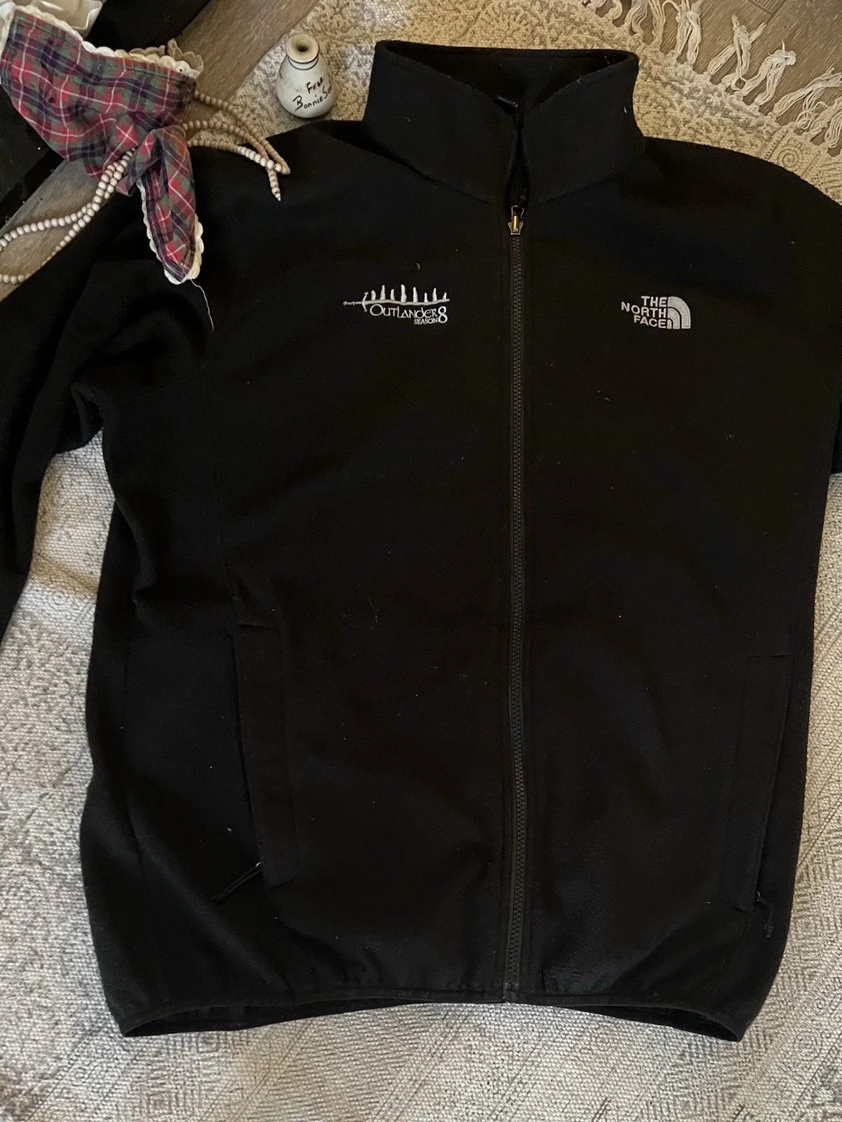 Outlander Film Crew Man’s Fleece. Given to Me by Outlander Cameraman. Rare, изображение 2