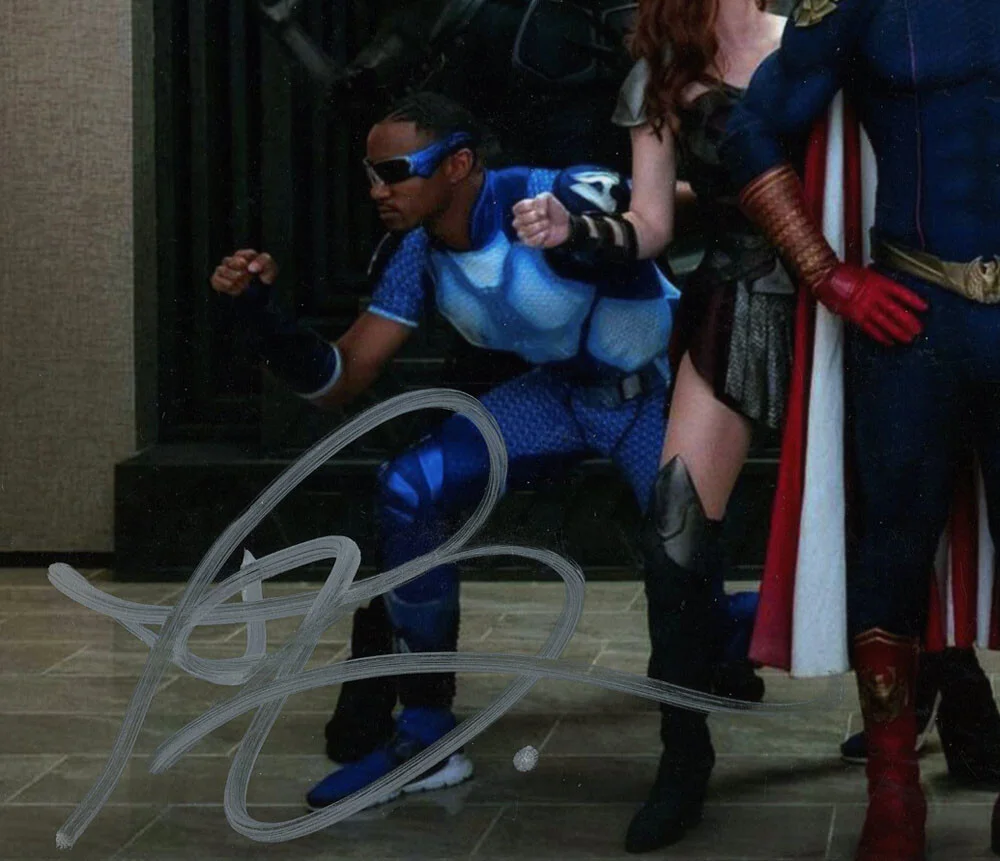 JESSIE T. USHER — Jessie T. Usher signed "THE BOYS" 8x10 Photo PROOF b THE SEVEN A-Train ACOA COA, изображение 4