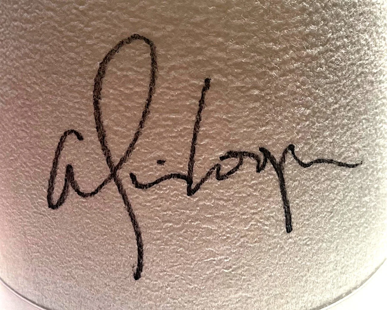 BECKETT signed FULL SIZED WHITE TOP HAT autographed by ALICE COOPER, image 2
