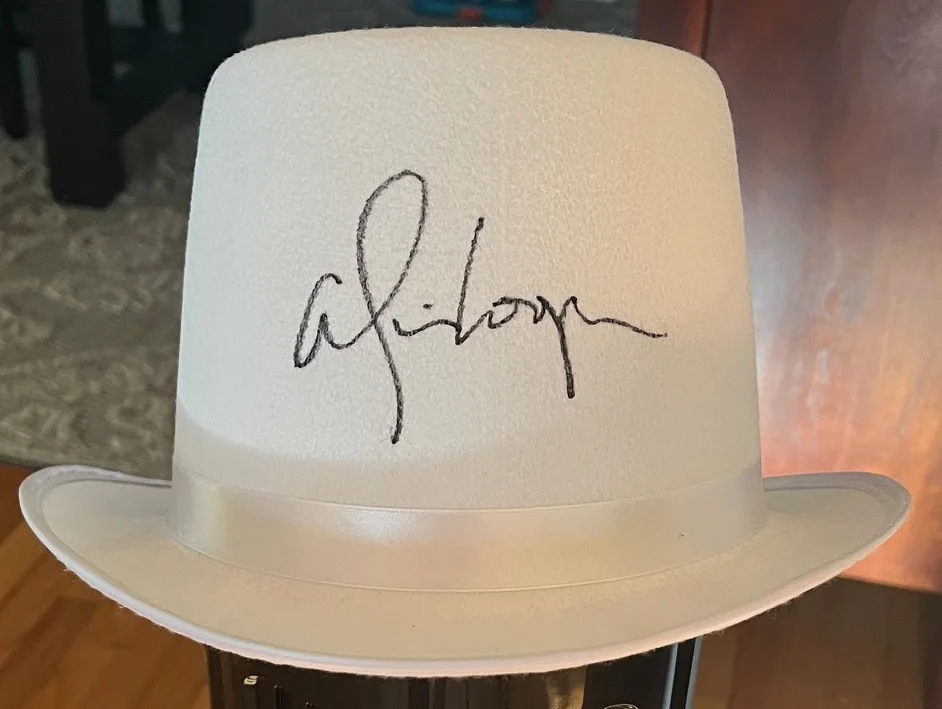 BECKETT signed FULL SIZED WHITE TOP HAT autographed by ALICE COOPER, image 5