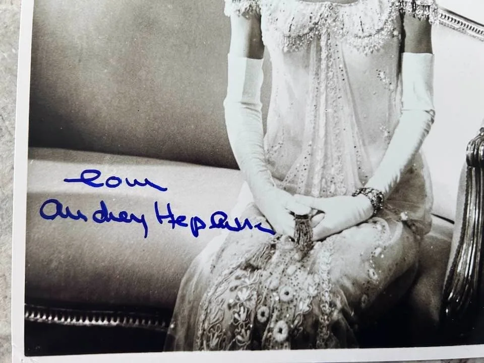 Audrey Hepburn — AUDREY HEPBURN signed/autographed ‘My Fair Lady’ photo Iconic Actress, изображение 3
