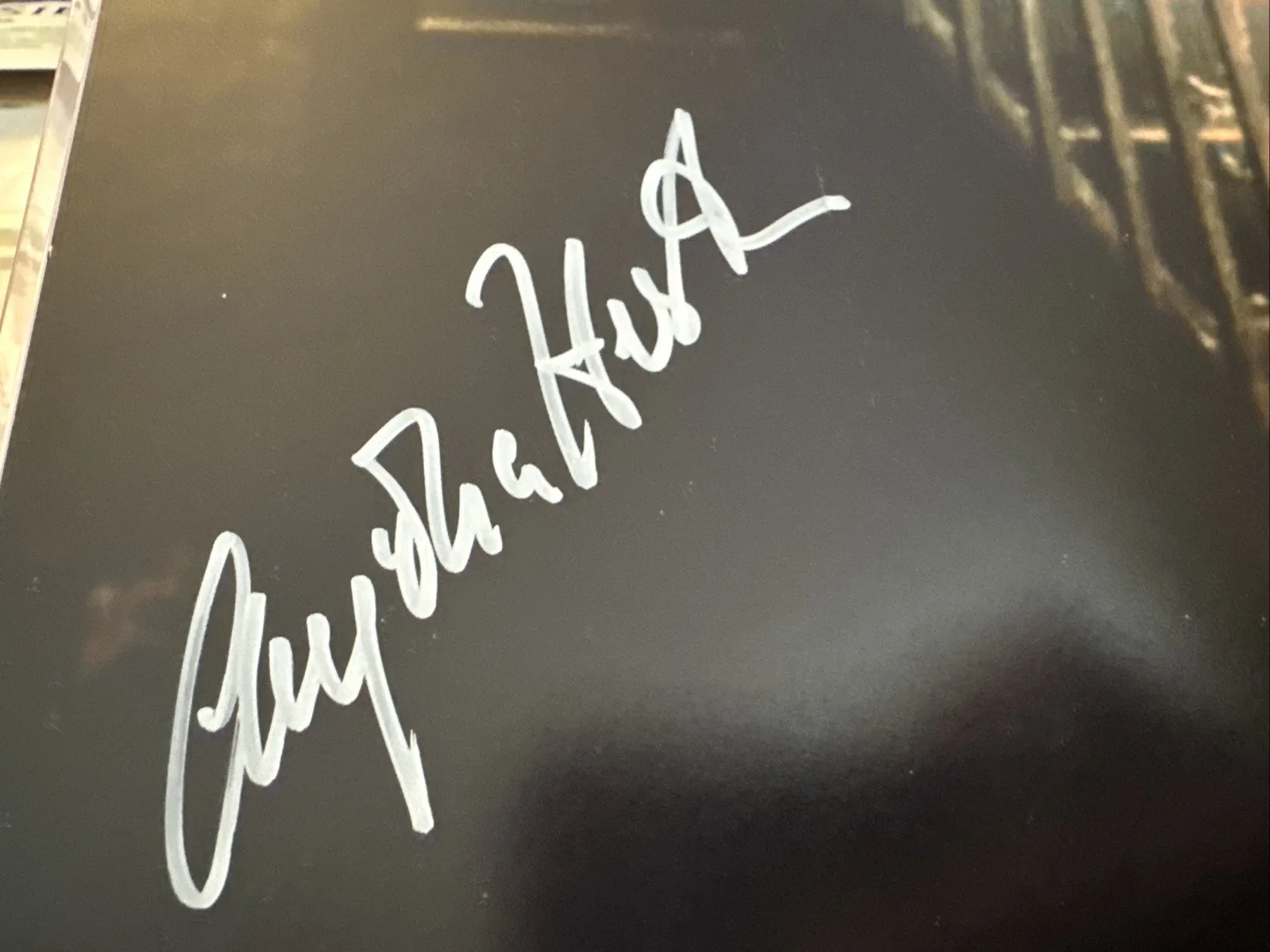 Anjelica Huston — Anjelica Huston Signed Addams Family 11x17 Photo OCCM Autograph READ, изображение 3