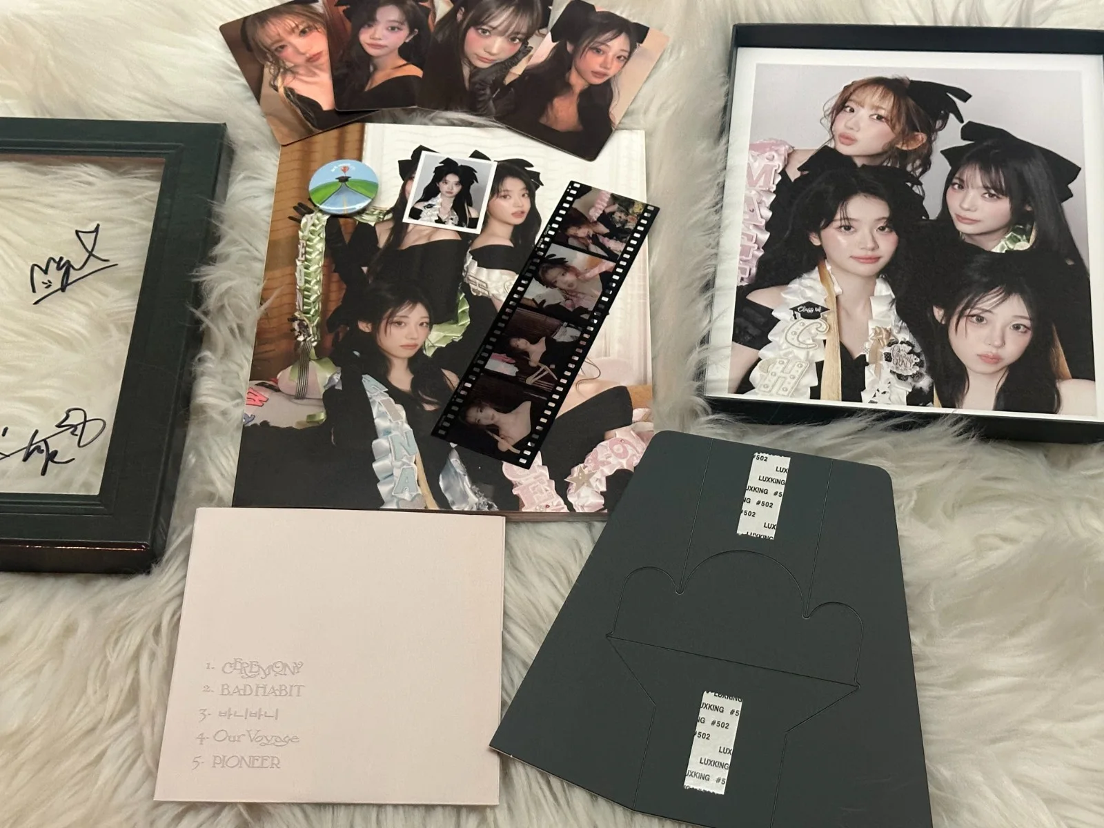 QWER - ALL MEMBER Autograph(Signed) PROMO ALBUM KPOP, изображение 4
