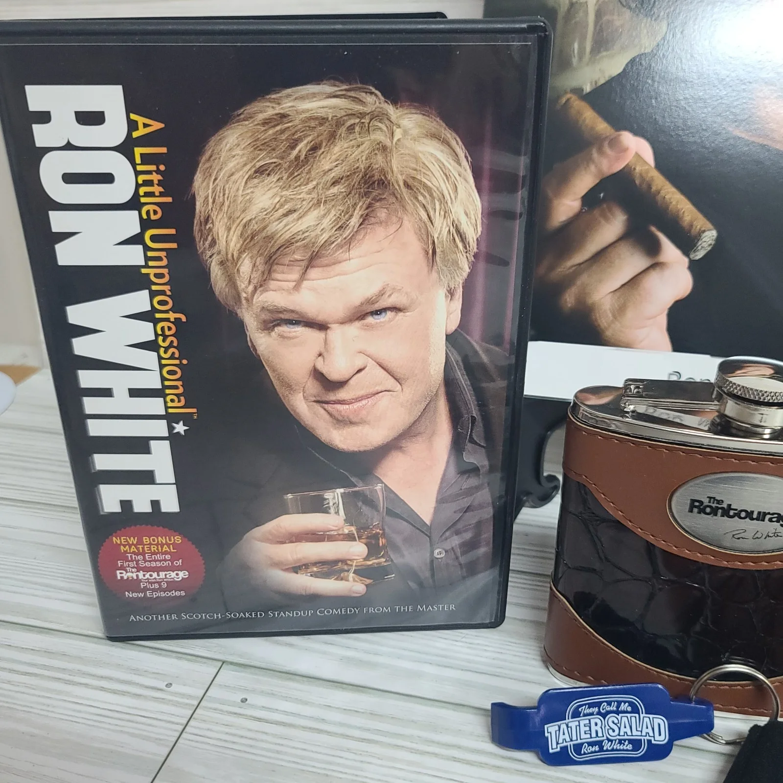 ron white — Ron White Autograph LOT 5pc Signed DVD Flask Keychain Koozie 8x10 Comedian Funny, image 4