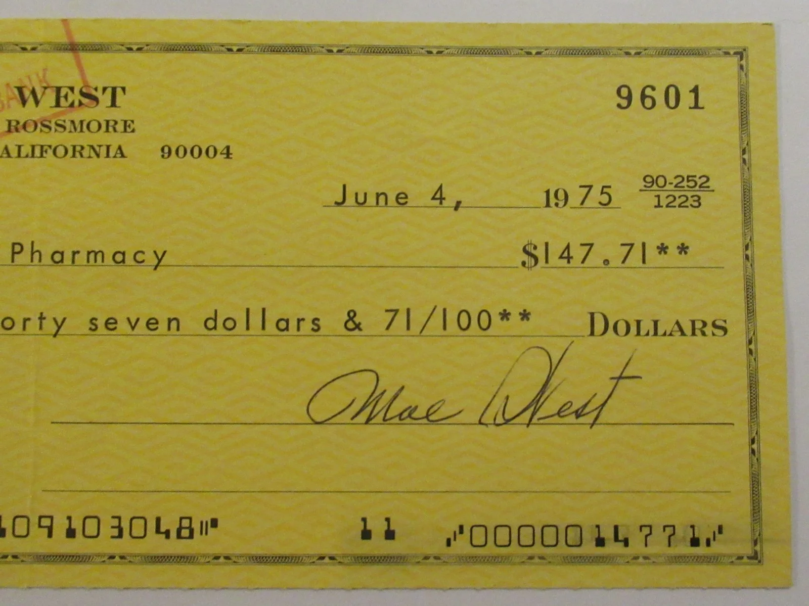 MAE WEST — MAE WEST SIGNED CHECK AUTOGRAPH TO SCHWAB'S PHARMACY FOR HER SISTER BEVERLY 1975, image 2