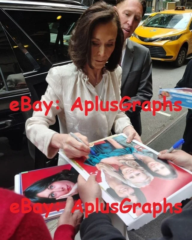 Kate Jackson — KATE JACKSON... Charlie's Angels (11x14) SIGNED, image 2