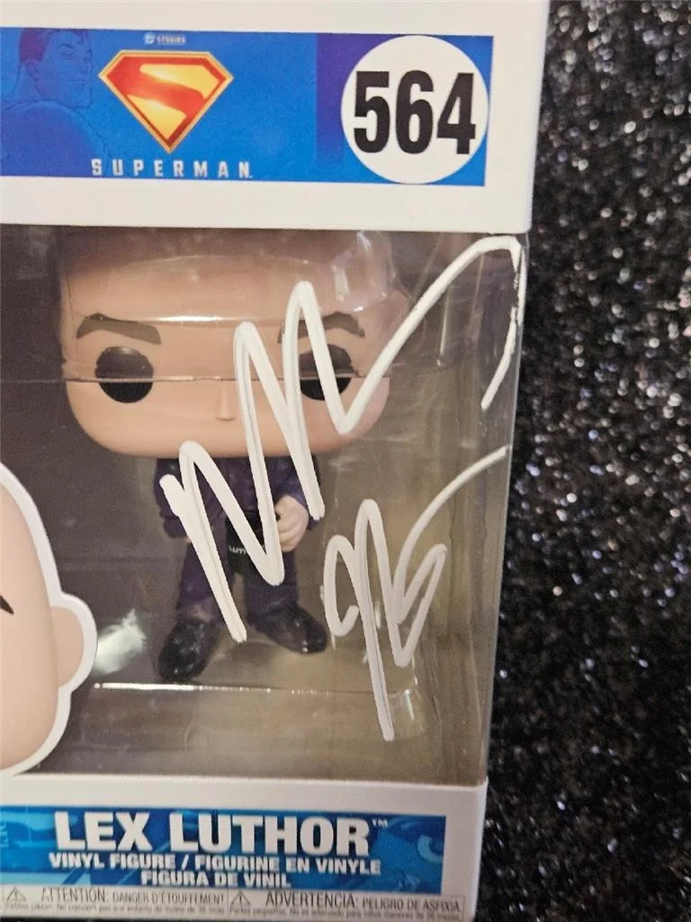 NICHOLAS HOULT — NICHOLAS HOULT HAND SIGNED AUTOGRAPHED FUNKO POP! LEX LUTHOR 564 FIGURE W/ COA, изображение 3