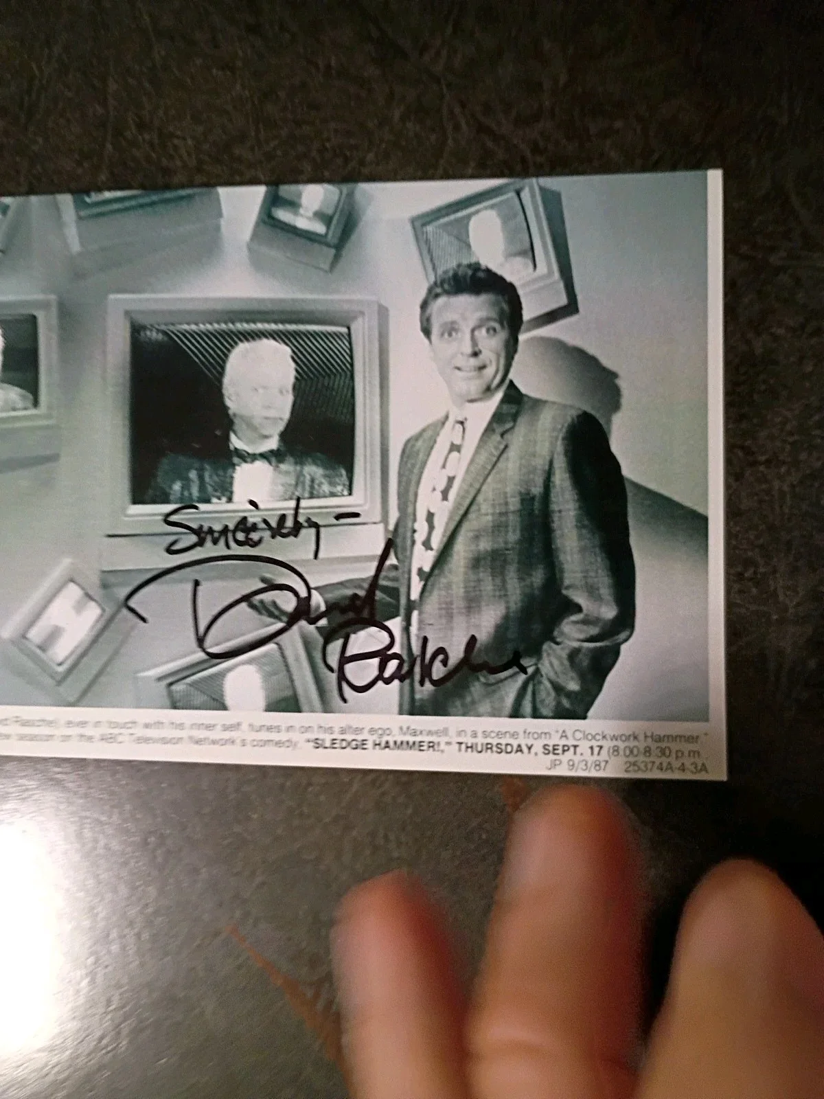 DAVID RASCHE As HAMMER — DAVID RASCHE As HAMMER Hand Signed Autograph 4X6 Photo -- ACTOR - SLEDGE HAMMER, image 2