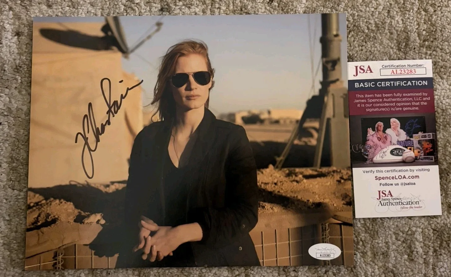 Jessica Chastain — JESSICA CHASTAIN SIGNED 8X10 PHOTO AUTOGRAPH JSA COA AUTHENTIC FREE SHIP