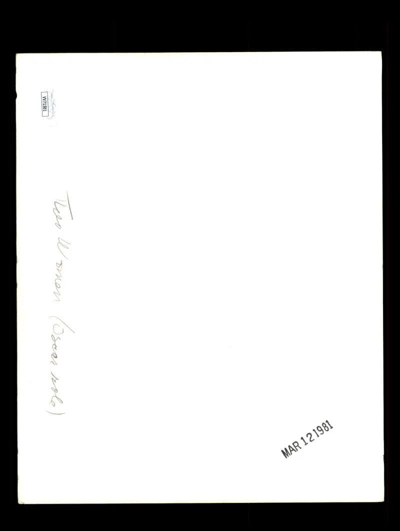 Sophia Loren — Sophia Loren JSA Coa Signed 8x10 Photo Autograph, image 2