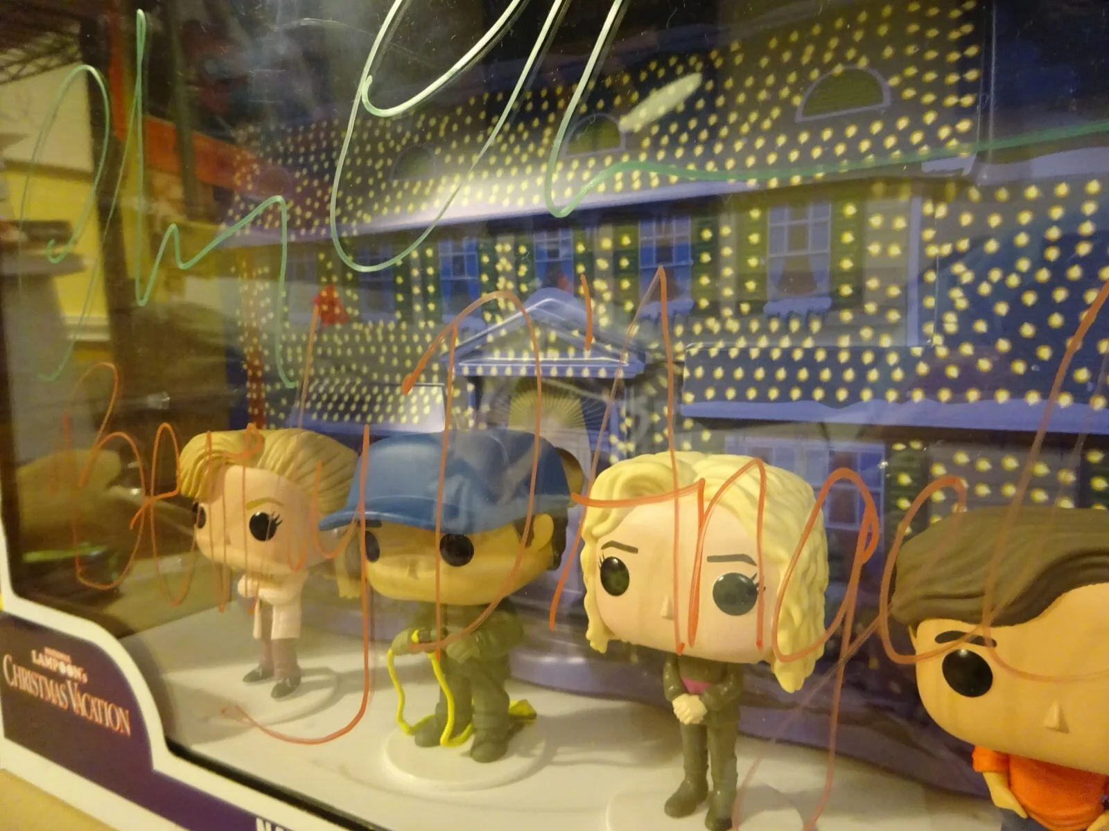 Chevy Chase, Beverly D'Angelo — Chevy Chase & Beverly D'Angelo Christmas Vacation Deluxe Funko Pop JSA COA, изображение 4
