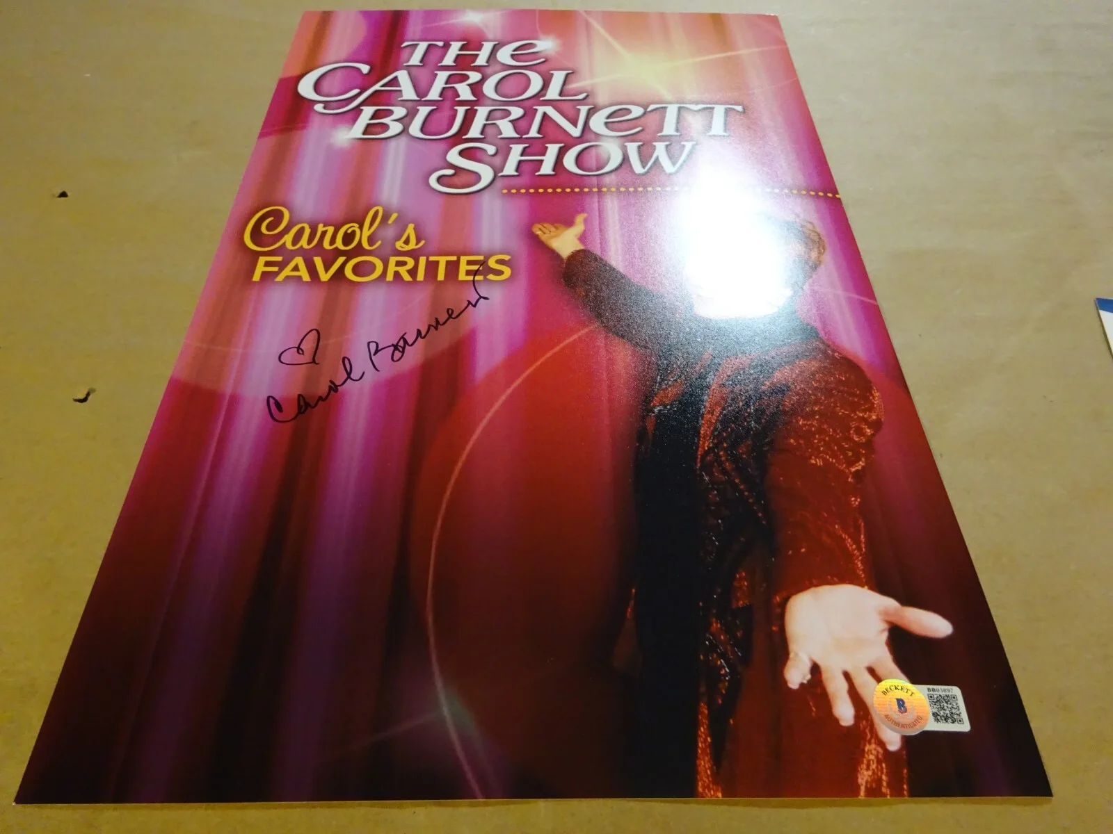 Caroll Burnett — Signed The Carol Burnett Show Autographed 11"x17" Photo Beckett BAS COA, image 3