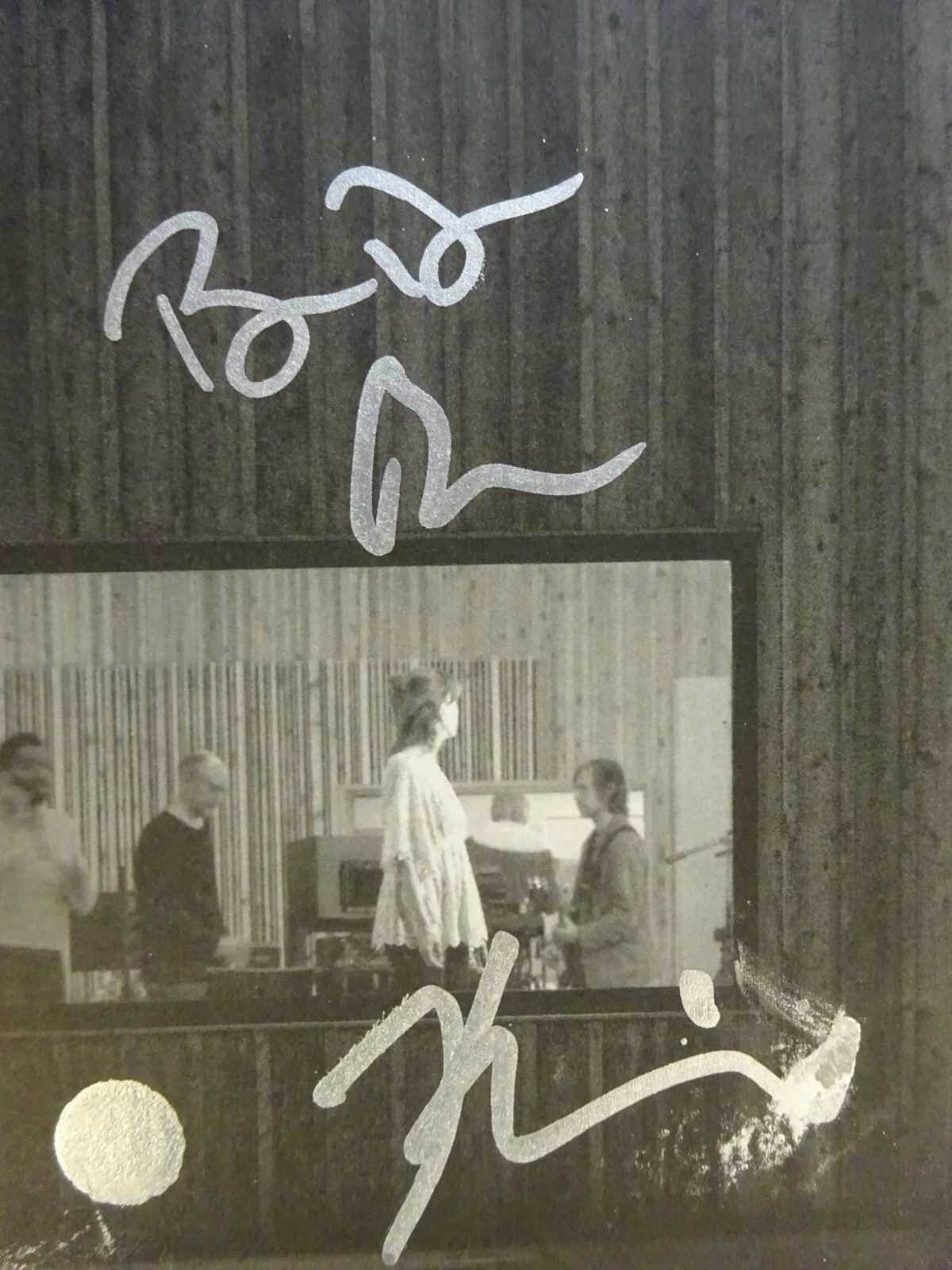 Autographed The National Band Sleep Well Beast Album Signed By 6 Beckett COA LOA, изображение 4
