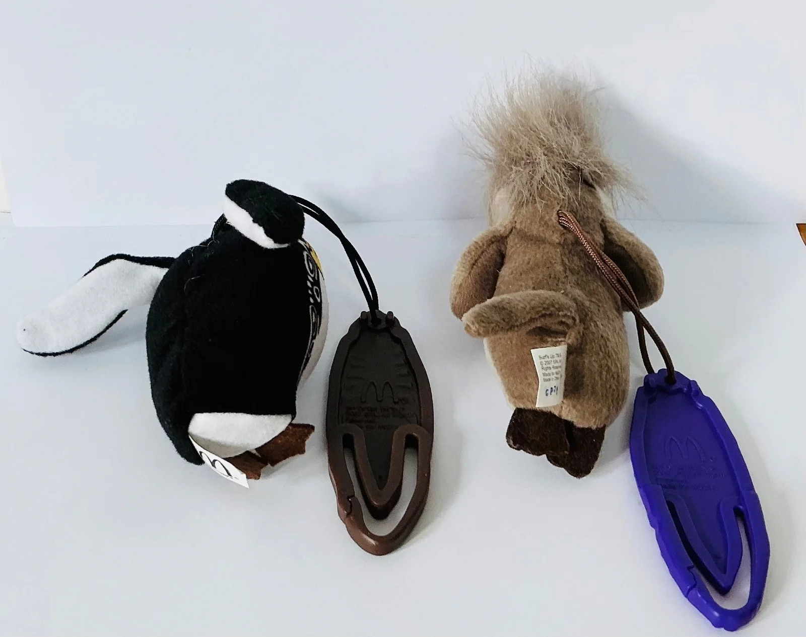 2 x 2007 SURFS UP PLUSH SOFT TOY FIGURE & BOARD REGGIE OTTER TANK EVANS PENGUIN, изображение 2