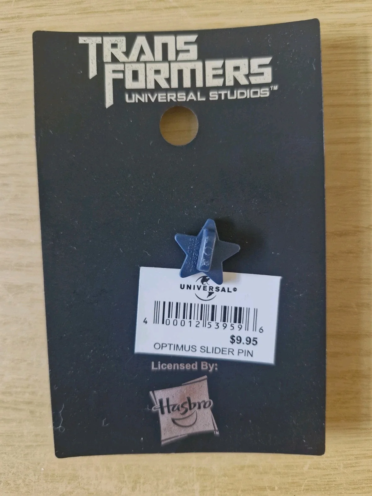 Universal Studios Transformers Optimus Prime Slider Pin Trading New On Card 2011, image 2