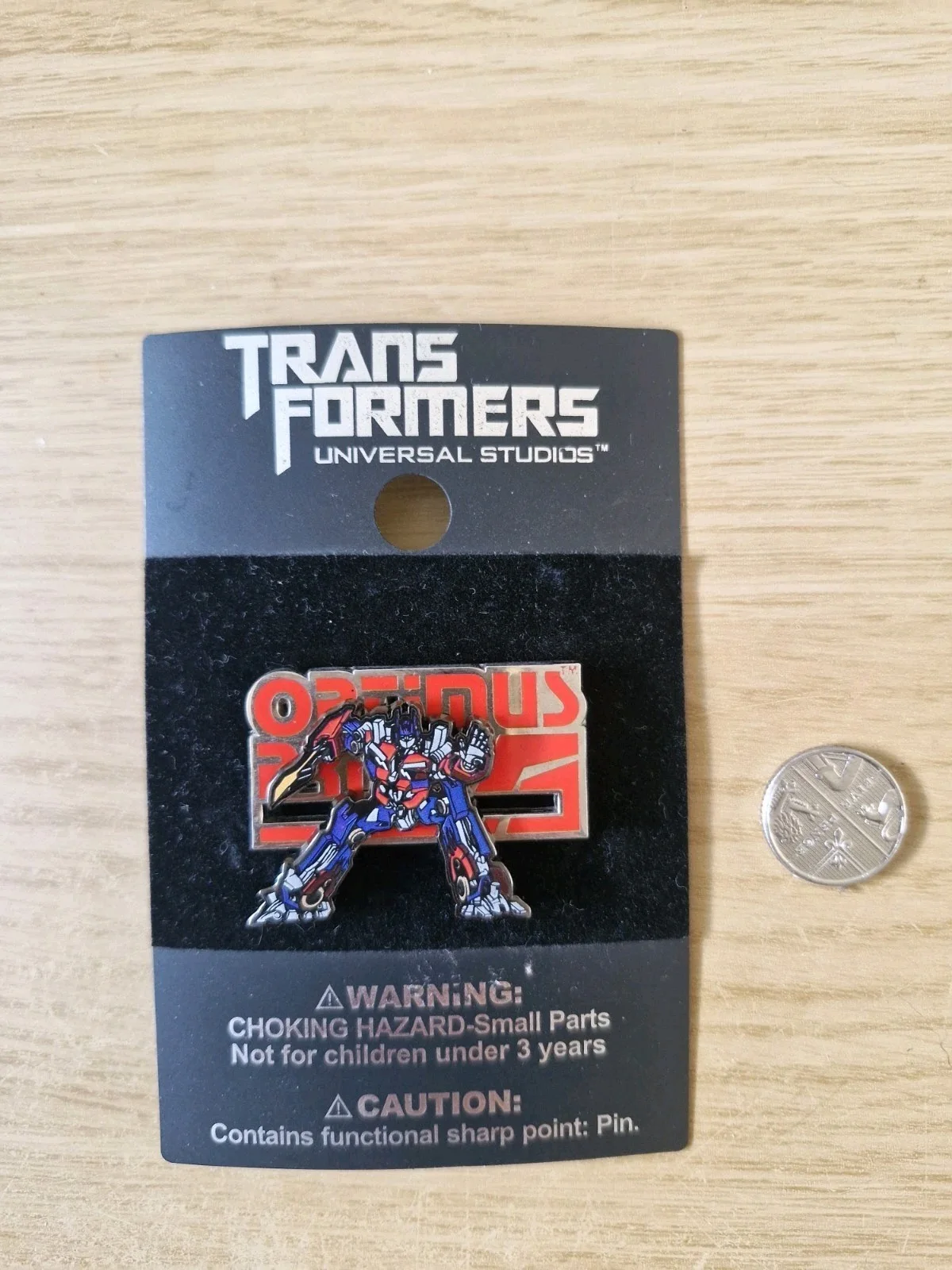 Universal Studios Transformers Optimus Prime Slider Pin Trading New On Card 2011, image 3