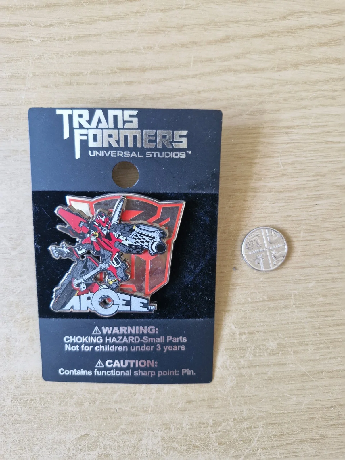 Universal Studios Transformers ARCEE Enamel Pin Hasbro New On Card, image 3