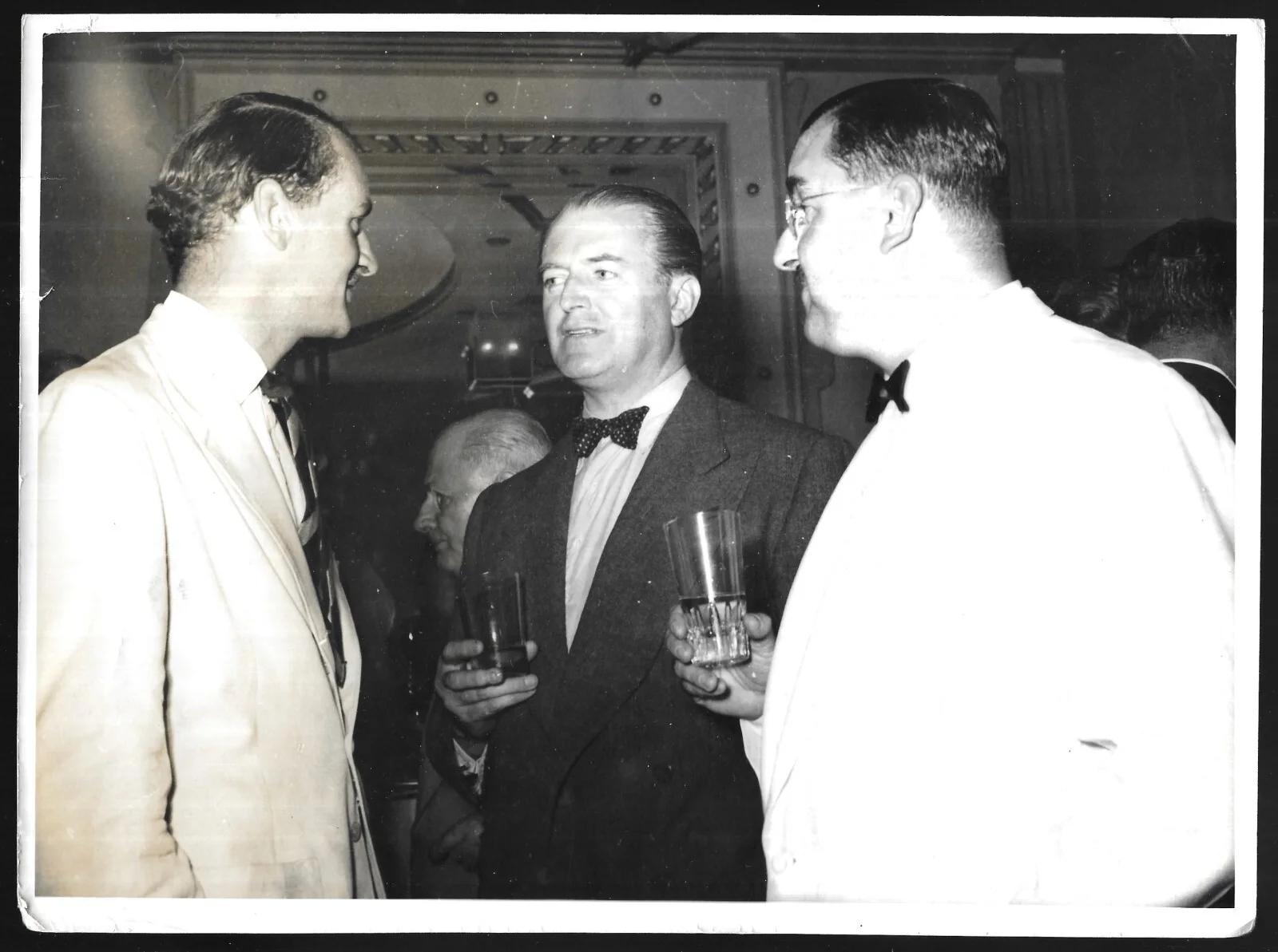 Photo British Actor Jack Warner Visiting Egypt Drinking Rachad El Koussy, image 2