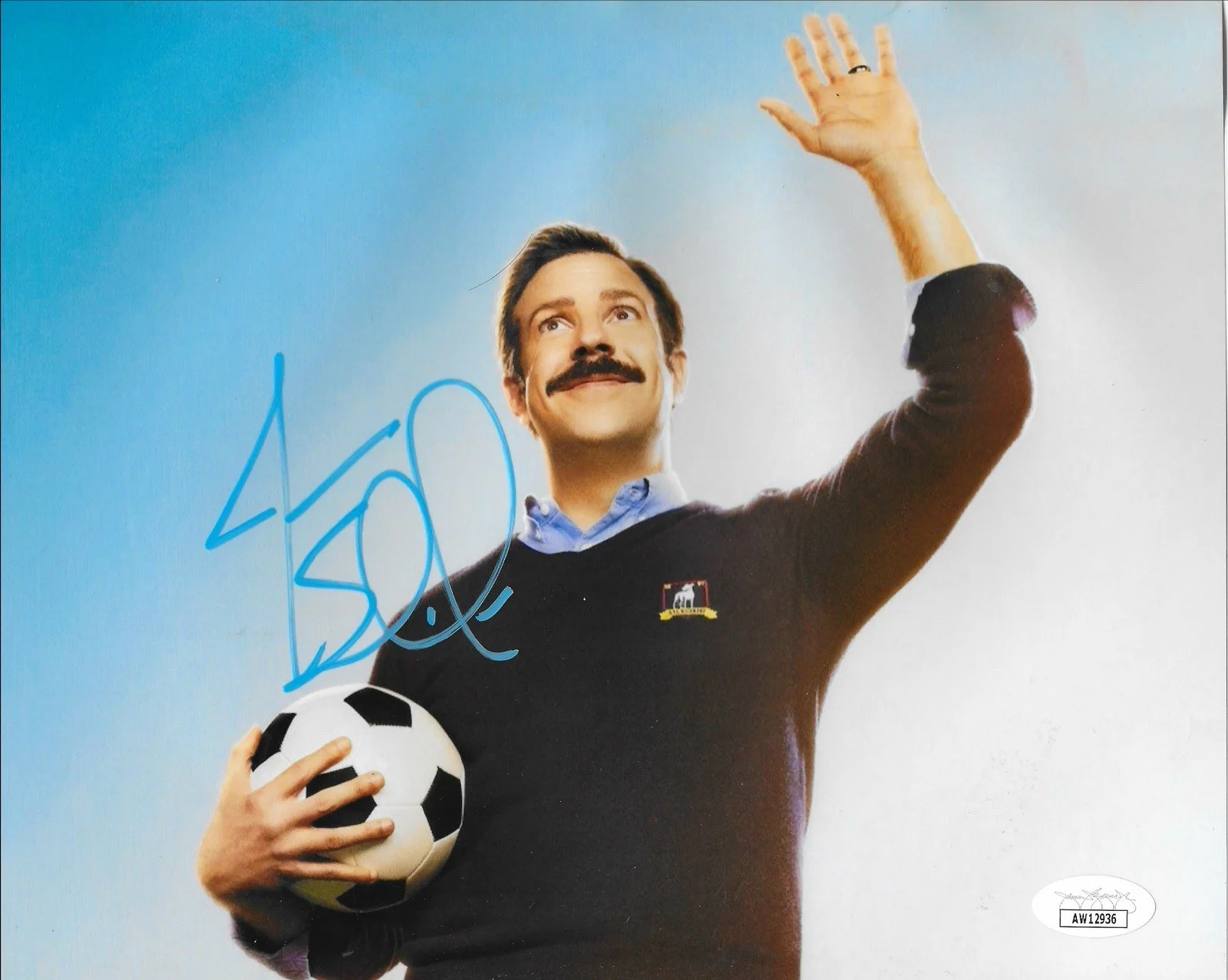 Jason Sudeikis — TED LASSO JASON SUDEIKIS SIGNED 8x10 PHOTO JSA COA AUTHENTIC AUTOGRAPH