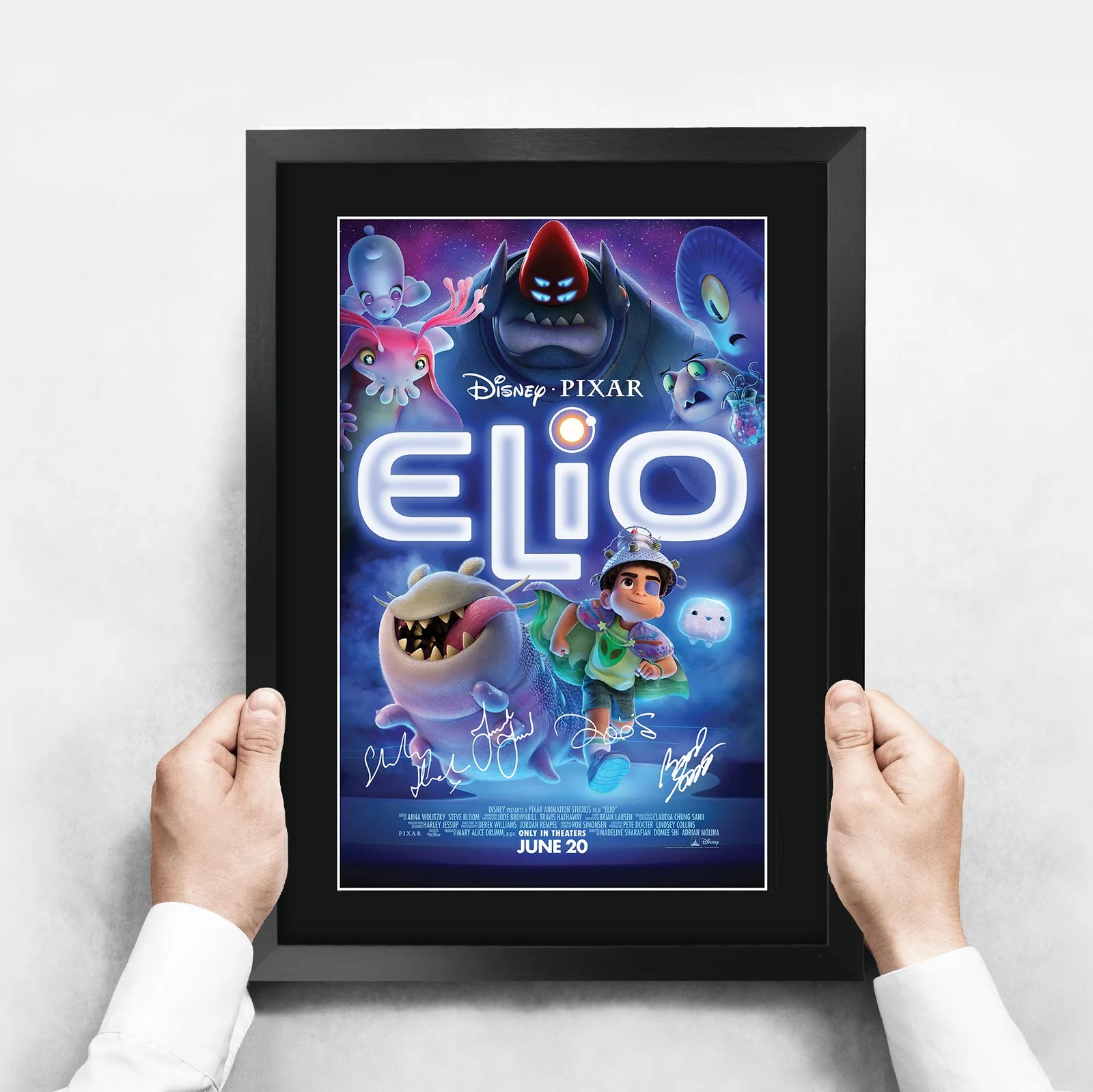 Elio 2025 Movie Poster Framed A3 Pre-Printed Autograph Great Gift for Fans, изображение 3