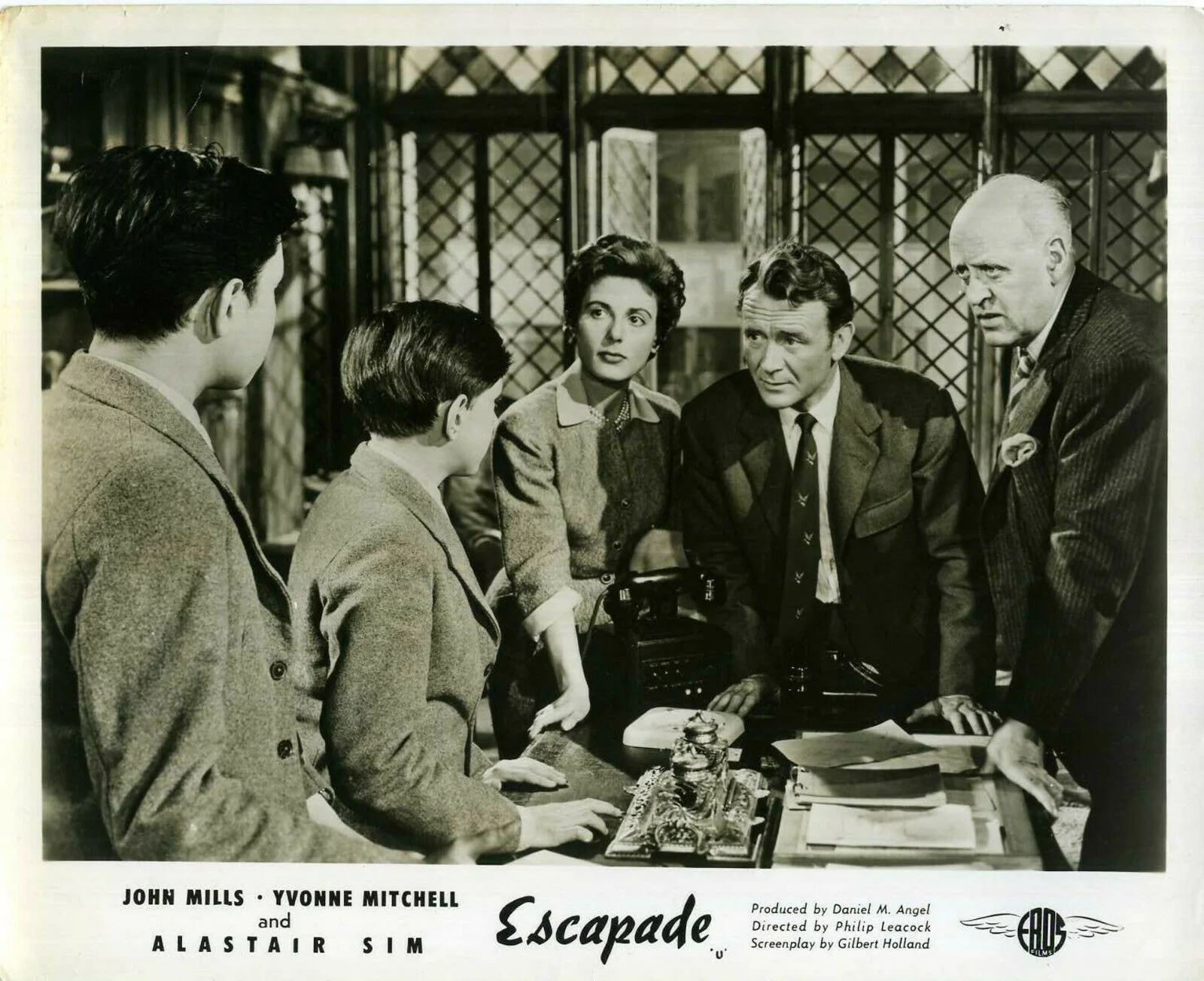 ESCAPADE 1955 Alastair Sim, John Mills, Yvonne Mitchell 6 10x8 LOBBY CARDS, image 2