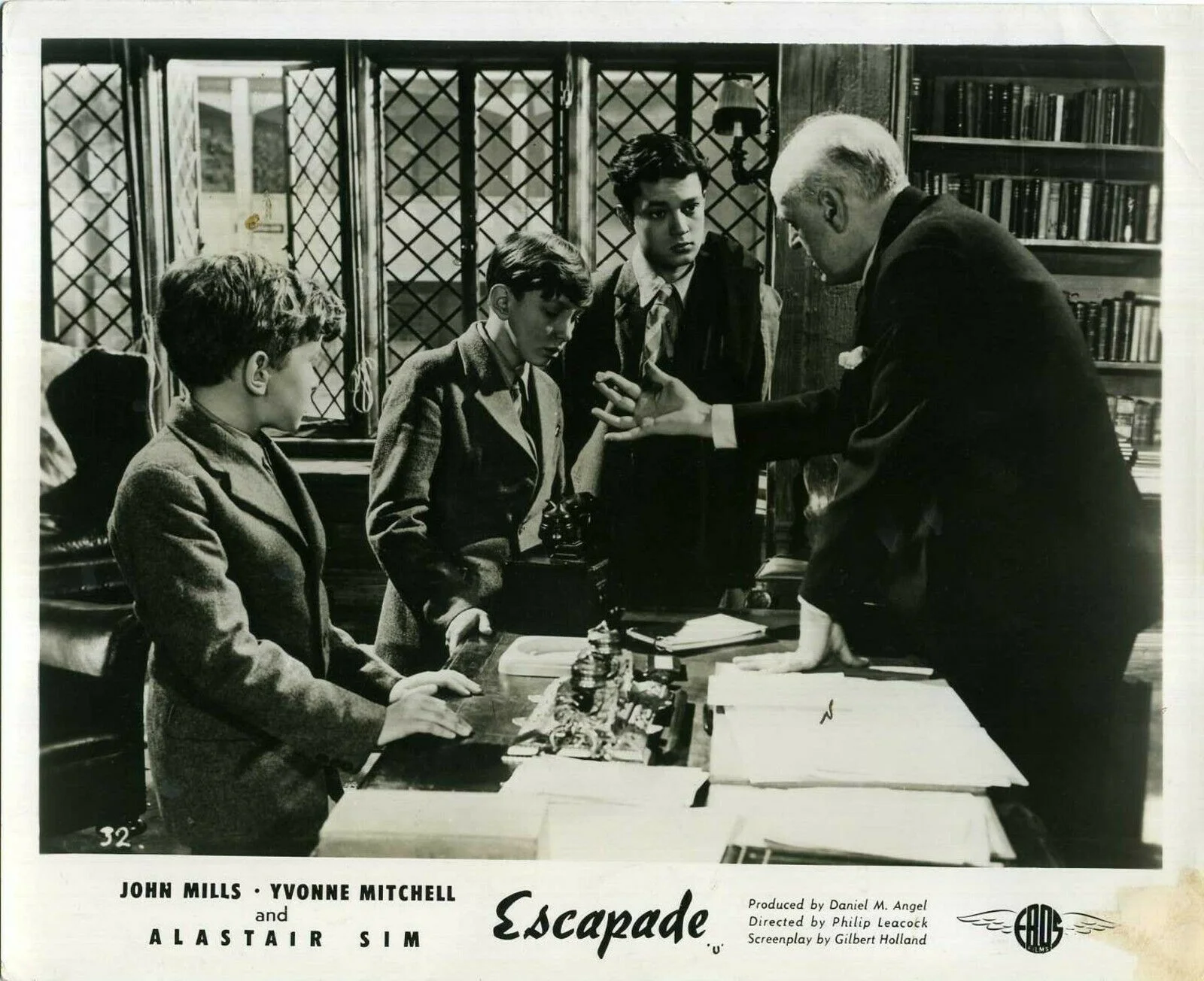 ESCAPADE 1955 Alastair Sim, John Mills, Yvonne Mitchell 6 10x8 LOBBY CARDS, image 3