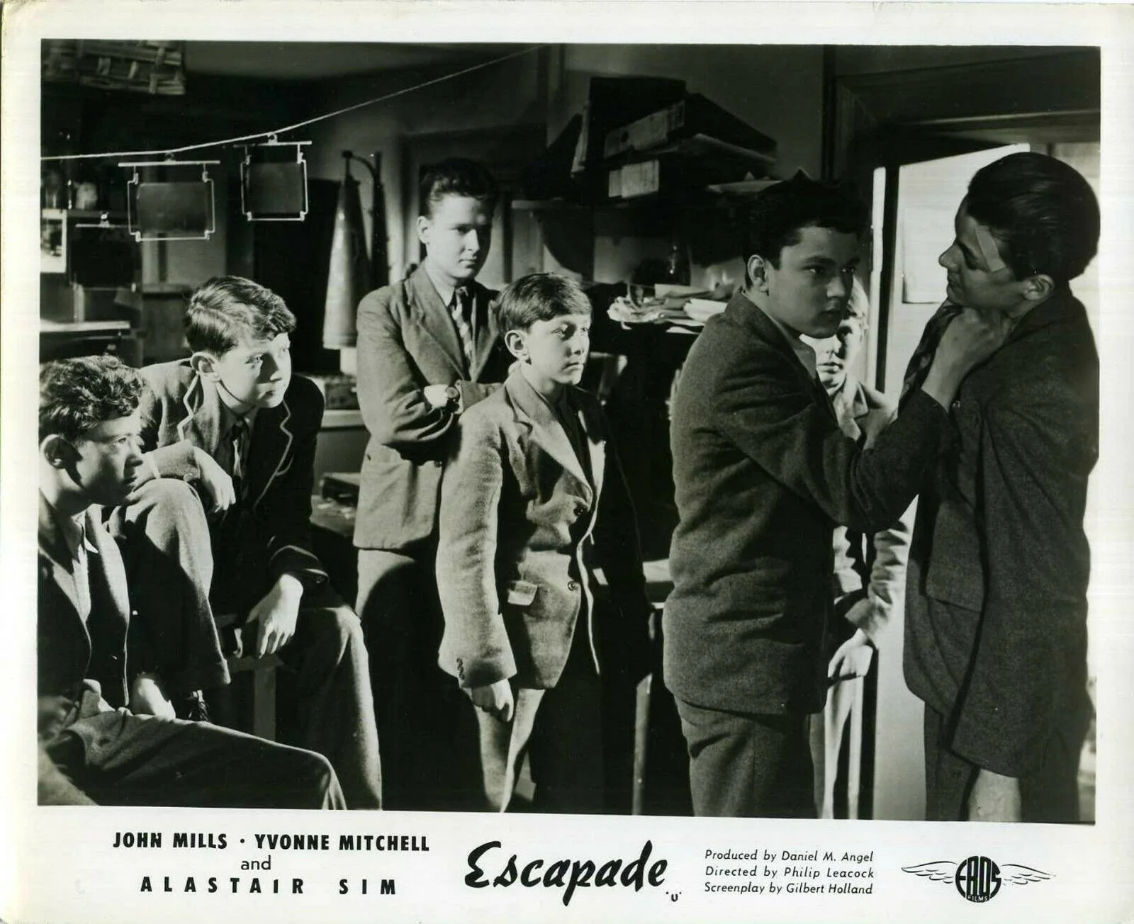 ESCAPADE 1955 Alastair Sim, John Mills, Yvonne Mitchell 6 10x8 LOBBY CARDS, image 4