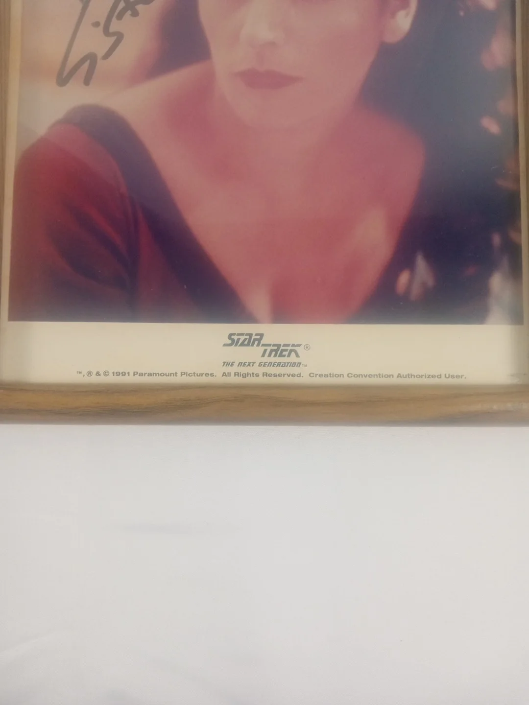 1991 Paramount Pictures Star Trek Autographed Picture Marina Sirtis, image 3