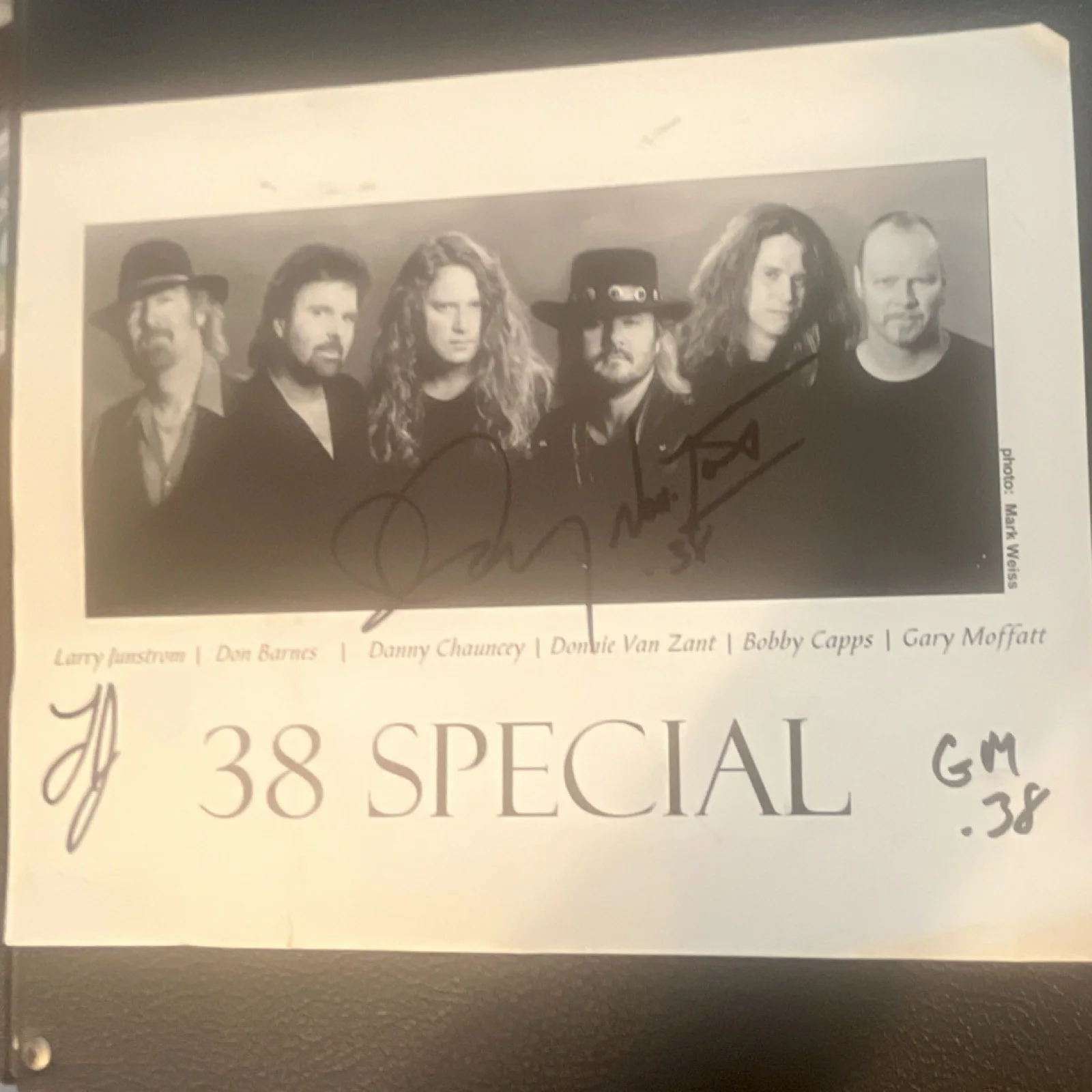 38 Special band Original Autographed Photo Larry Junstrom D. Van Zant G. Moffatt, изображение 2