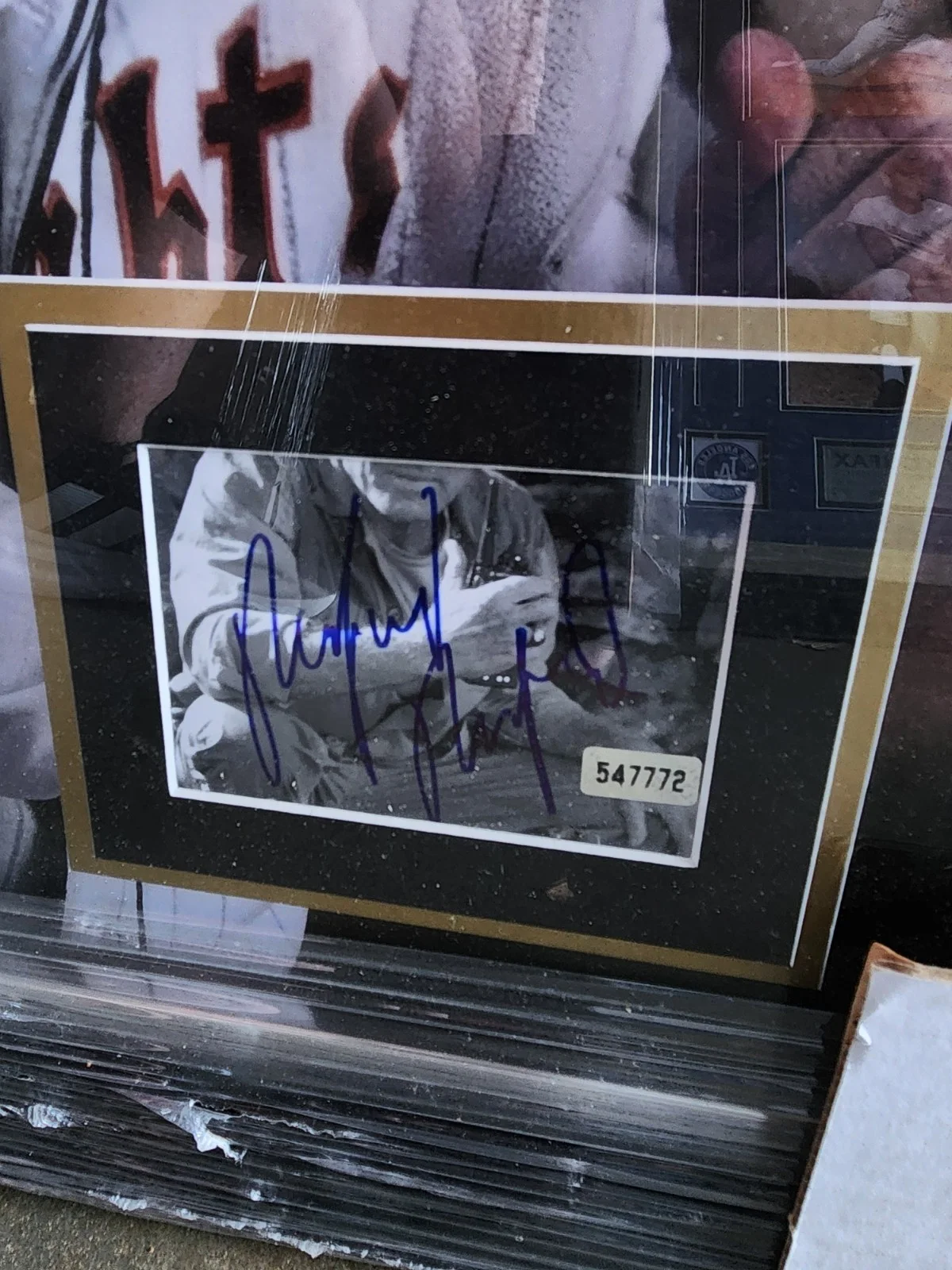 Robert redford autographed cut signature from the movie.The natural with c o a, изображение 2