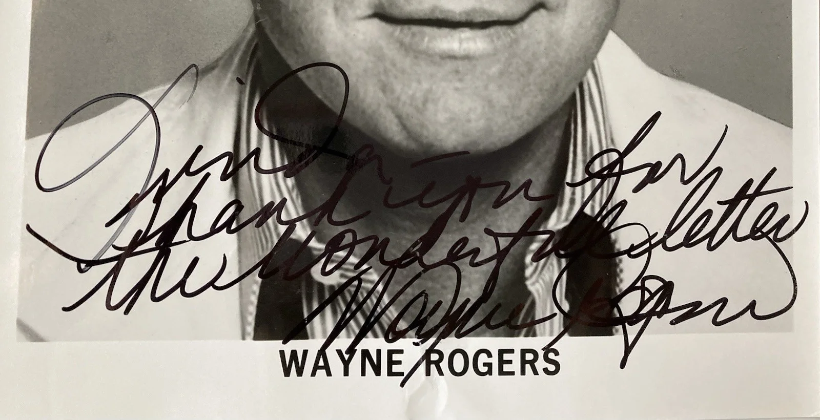 Wayne Rogers — Wayne Rogers Signed 8 X 10 Glossy B&W Photo, image 2