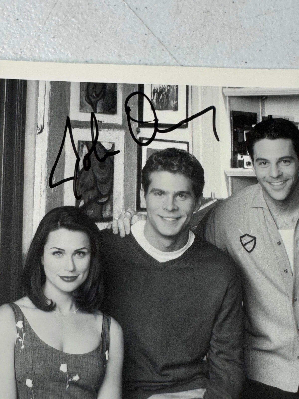 8X10 BLACK & WHITE PHOTO OF CAST OF OH GROW UP SIGNED AUTOGRAPH ALL CAST, изображение 2