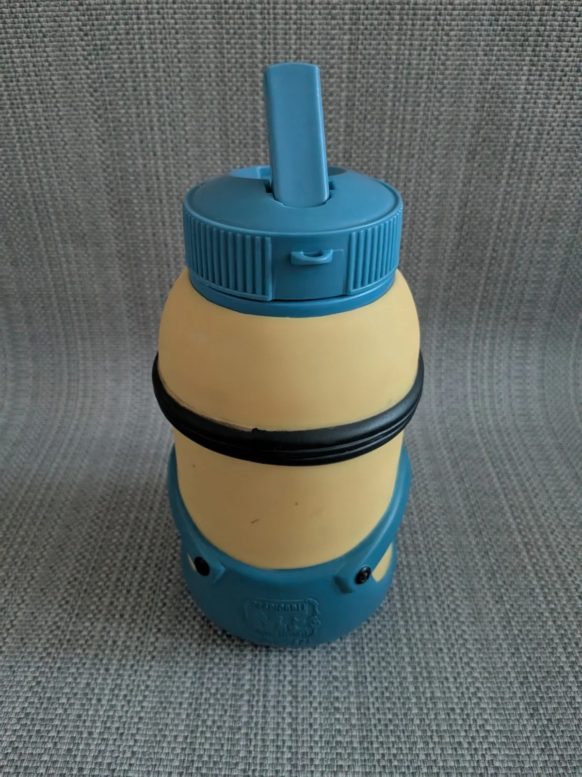 Universal Studios Despicable Me Minion Mayhem Souvenir Sipper Cup Drink Bottle, image 3