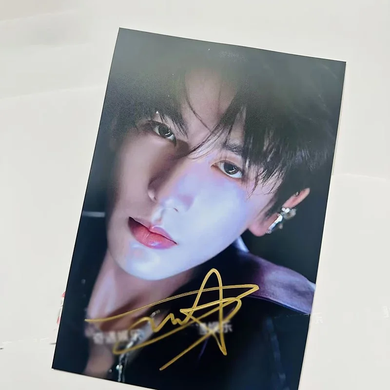 New Zhang Linghe 无畏契约 Autographed Signed Photos Collection, image 3