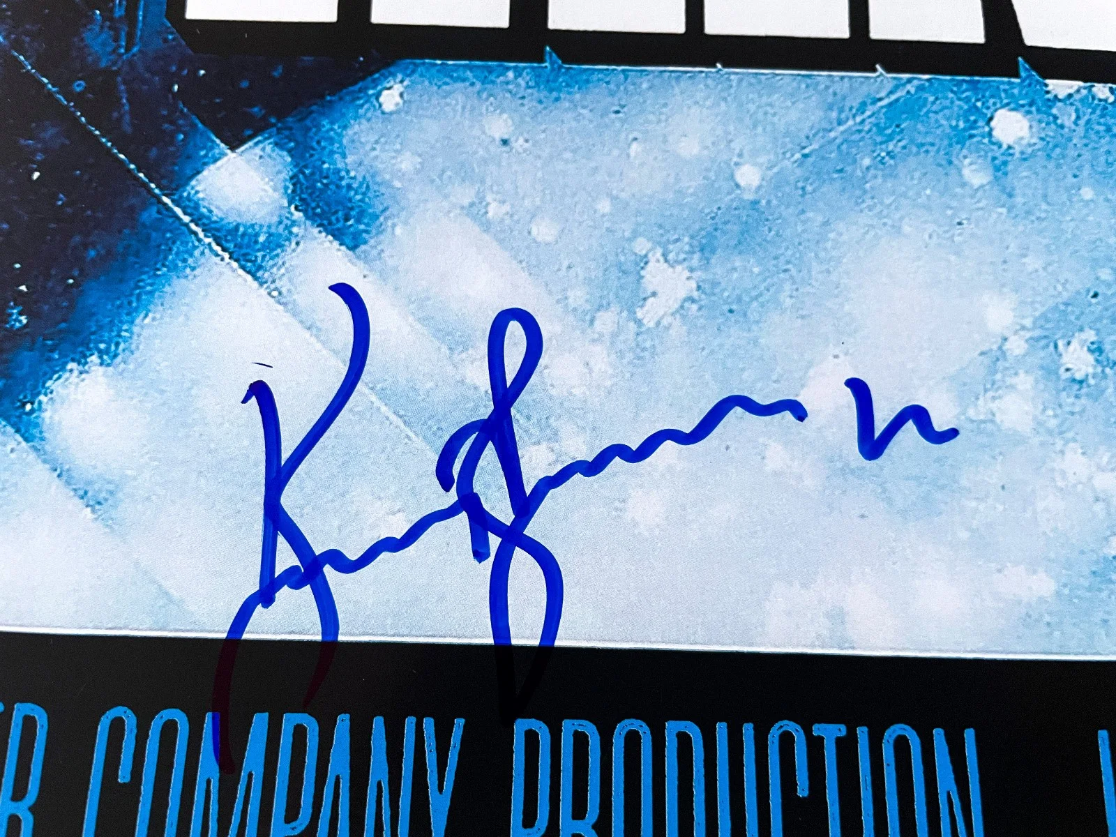 Kurt Russell — Kurt Russell Signed THE THING 24x36 Full Size Movie Poster EXACT Proof JSA COA A, image 2