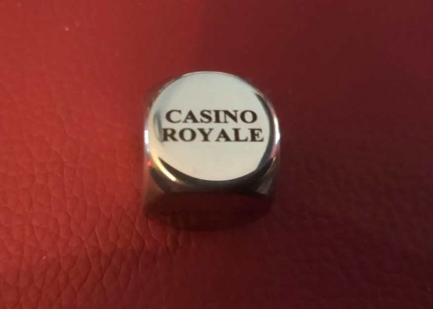 PROP - James Bond - FILM CHOOSING STAINLESS STEEL BOND FILM DICE, изображение 2