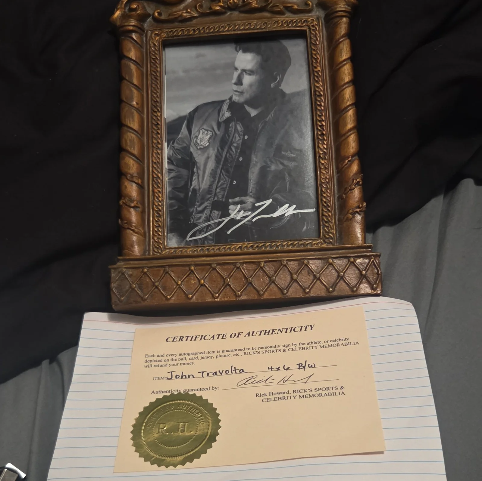 John Travolta — framed, autographed 4x6 photograph of actor John Travolta, With CofA, изображение 5