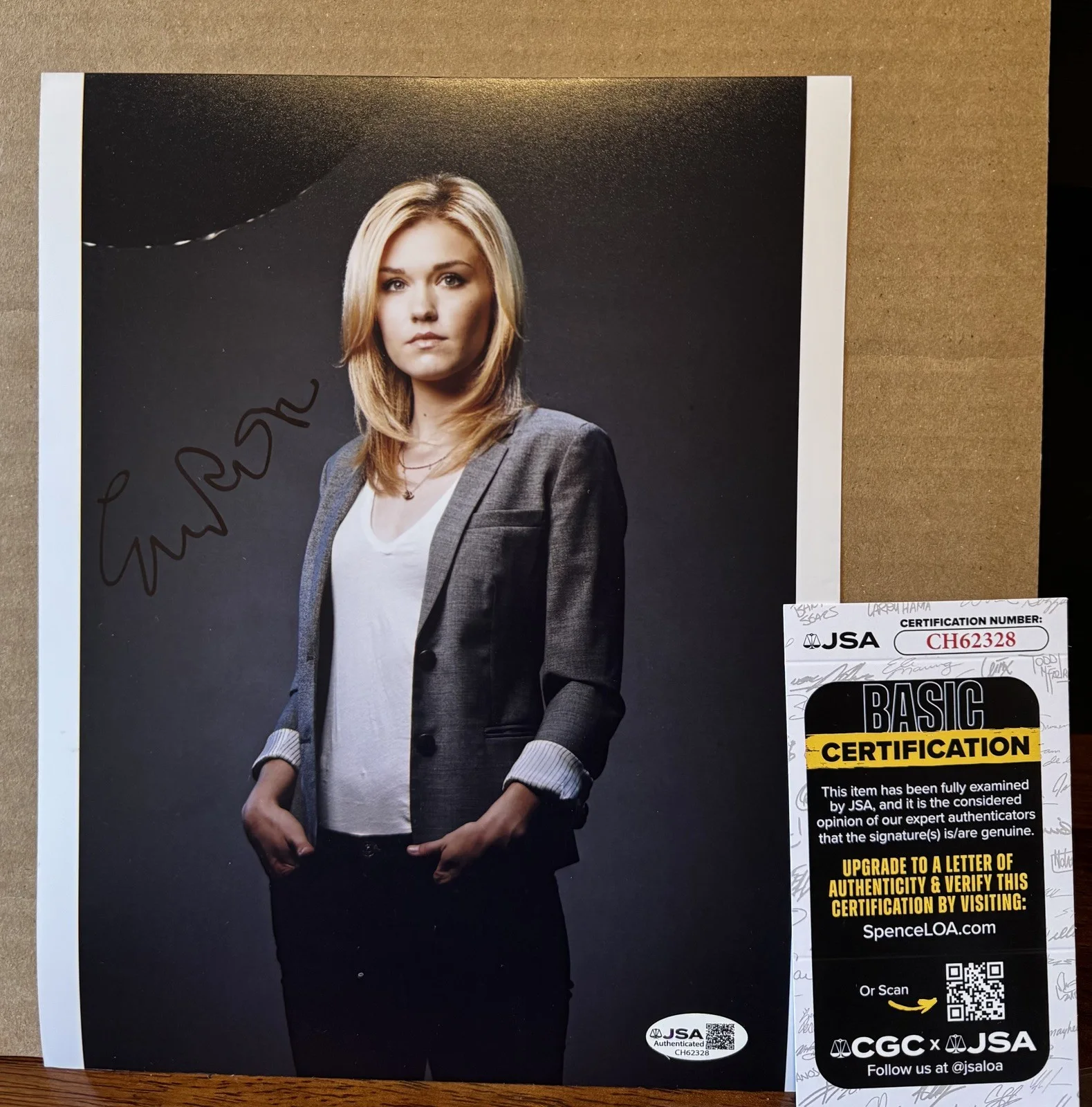 Emily Rose — Emily Rose Signed 8x10 Photo JSA Authenticated Autograph, image 2