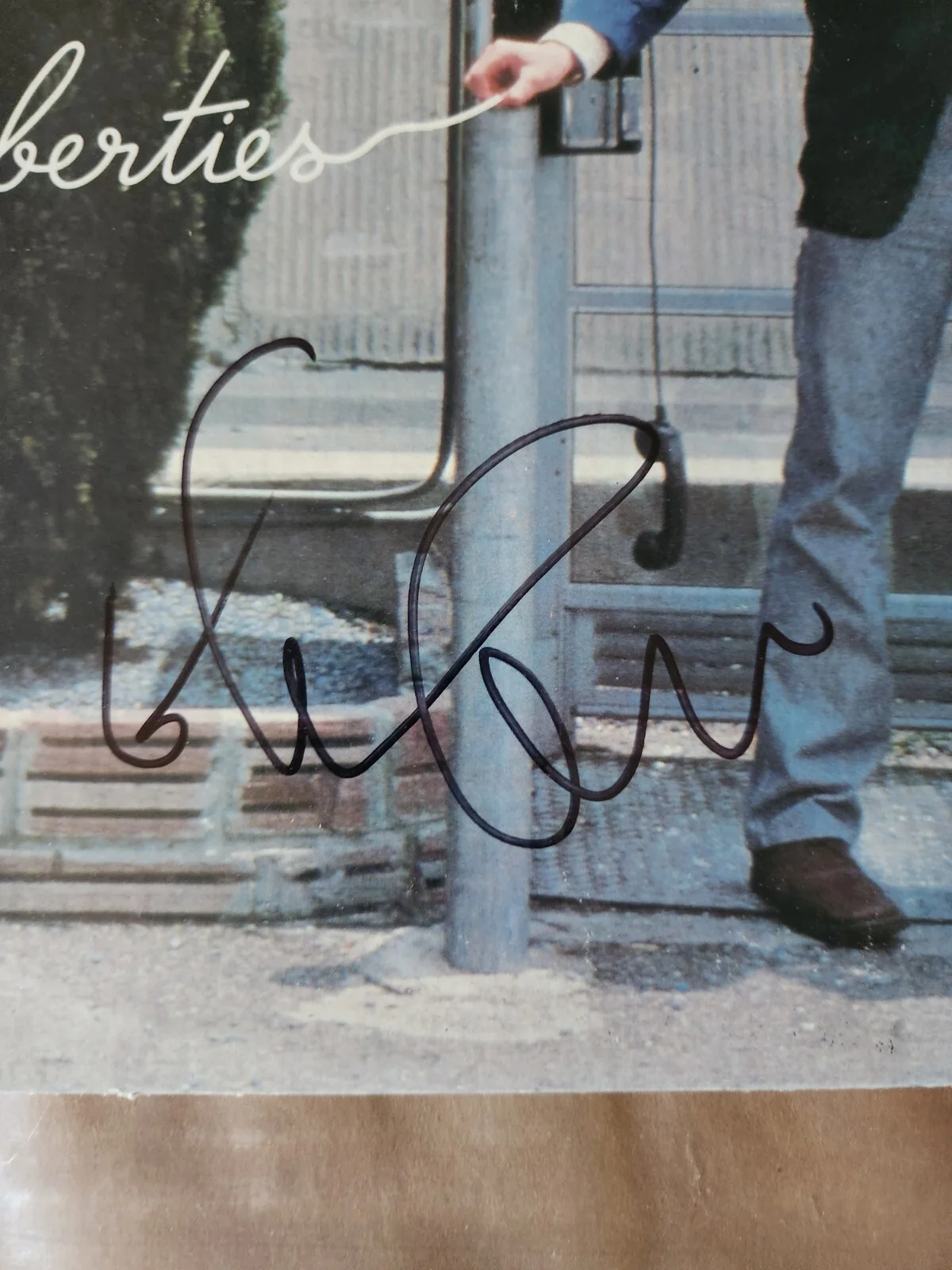 Elvis Costello Autographed LP Album Taking Liberties, изображение 2