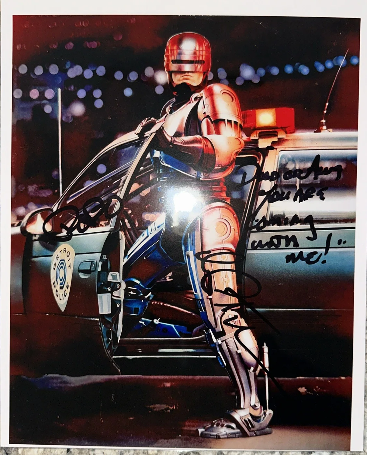 Peter Weller — Peter Weller Signed RoboCop 8x10 Photo “Dead or Alive You’re Coming With Me” EUC, image 2